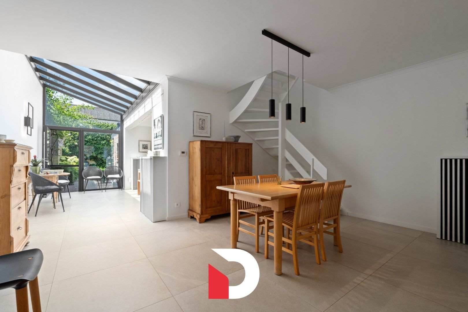 Stijlvol gerenoveerde woning op wandelafstand van Brugge centrum foto 4