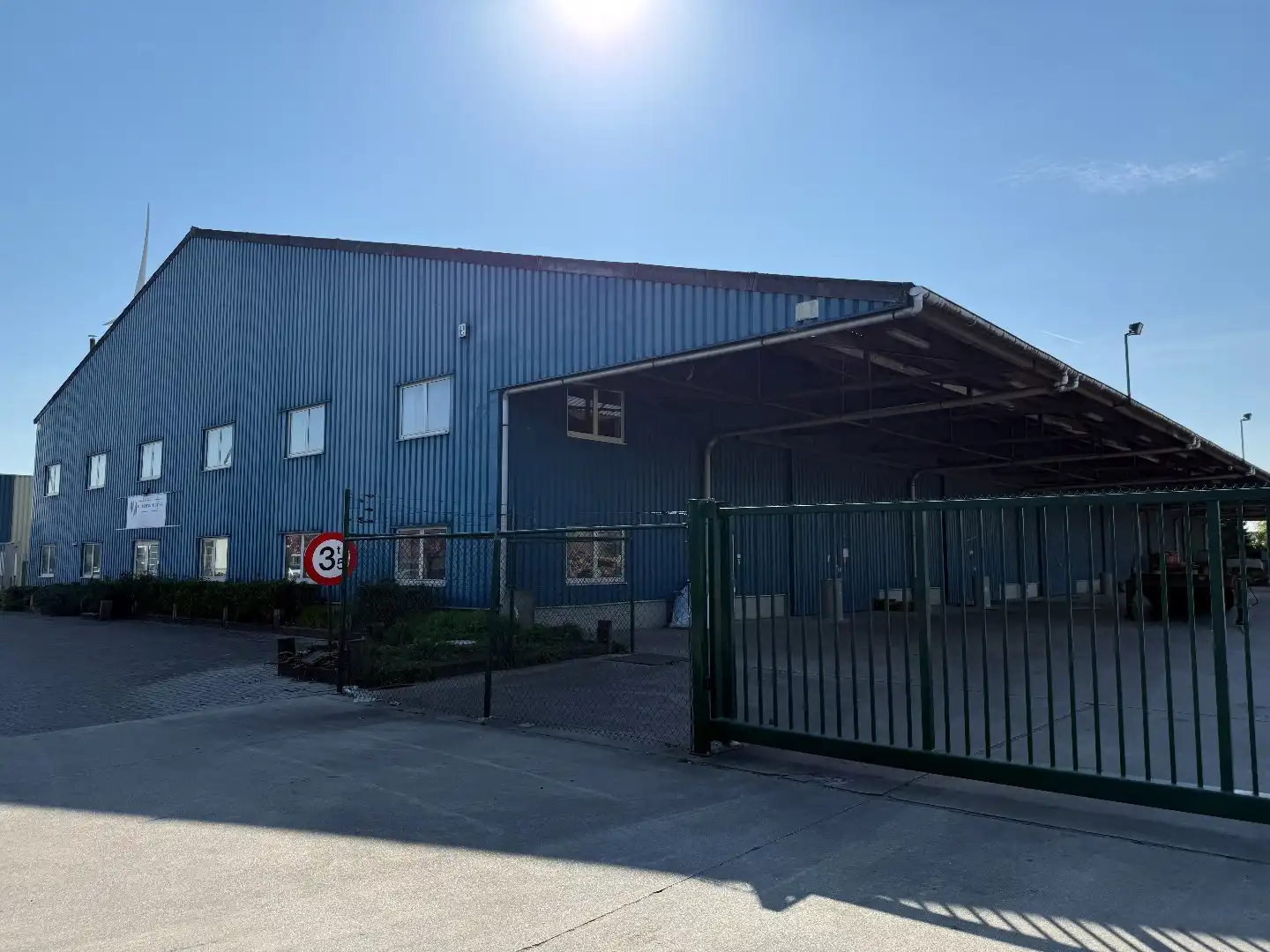 Kantoorgebouw met optie opslagfaciliteiten te Essen foto 15