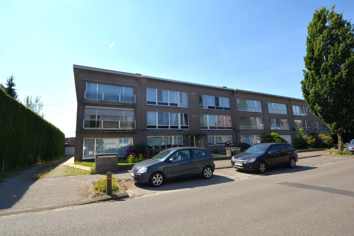 GLV APPARTEMENT MET 2 SLK, TERRAS EN GARAGEBOX! foto 1