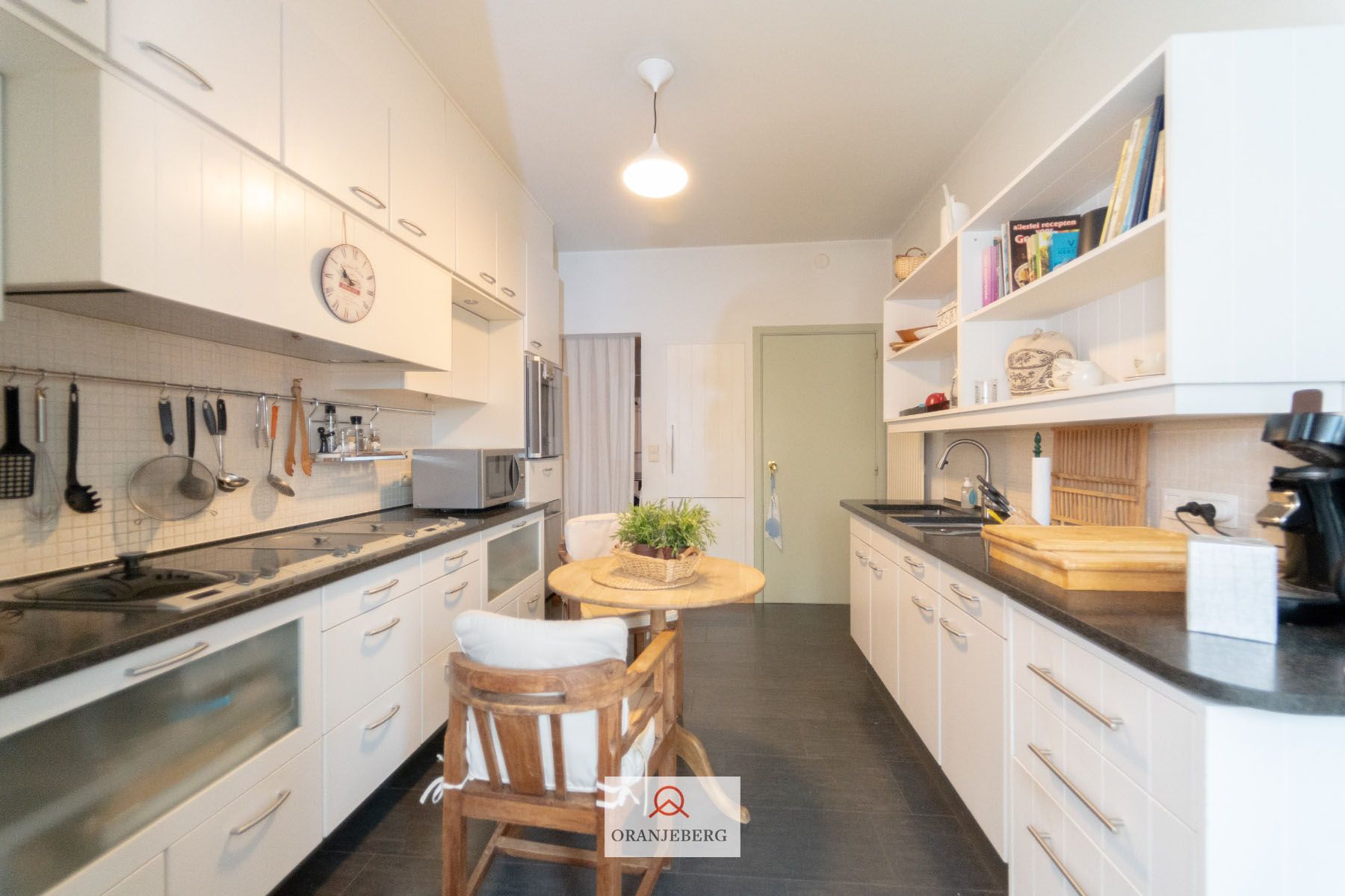 Ruim 3 slpk duplexappartement in groene omgeving foto 2