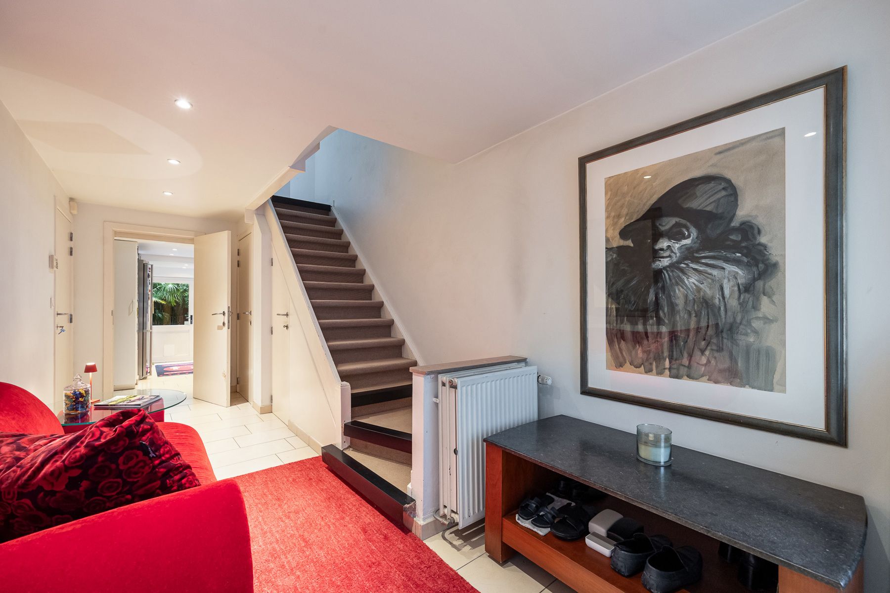 Instapklare woning met 3 à 4 slpks, praktijkruimte en garage foto 3