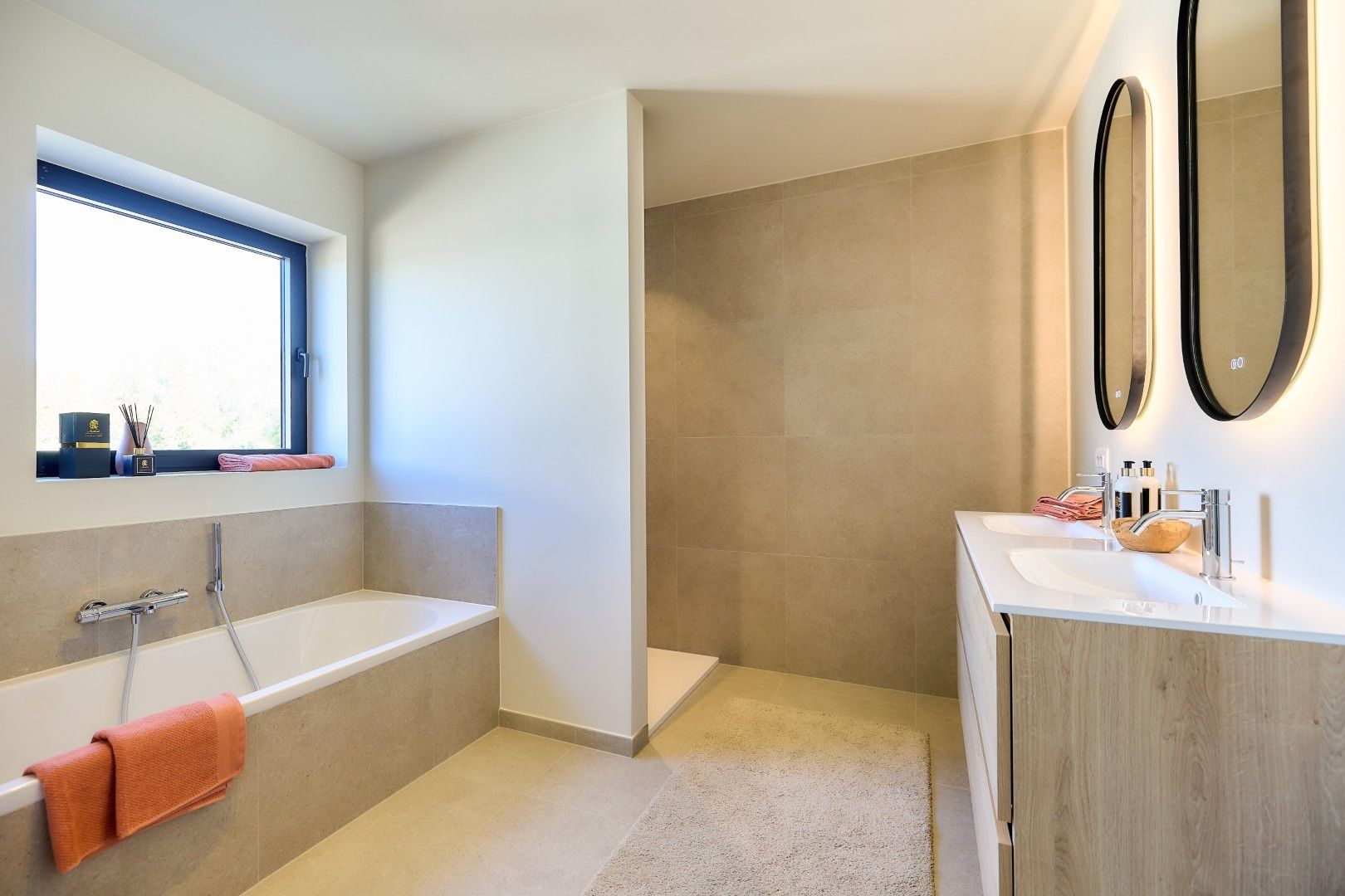 Ruime nieuwbouwvilla met royale tuin in Kruibeke foto 14