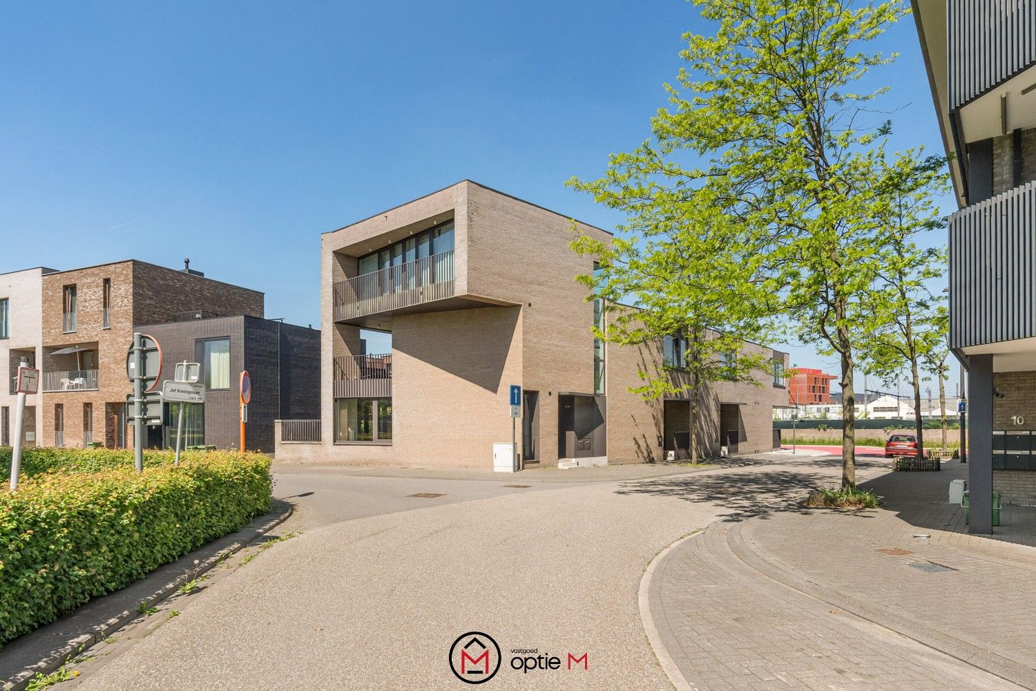 Gelijkvloers appartement met terras, tuin en kelder foto 17