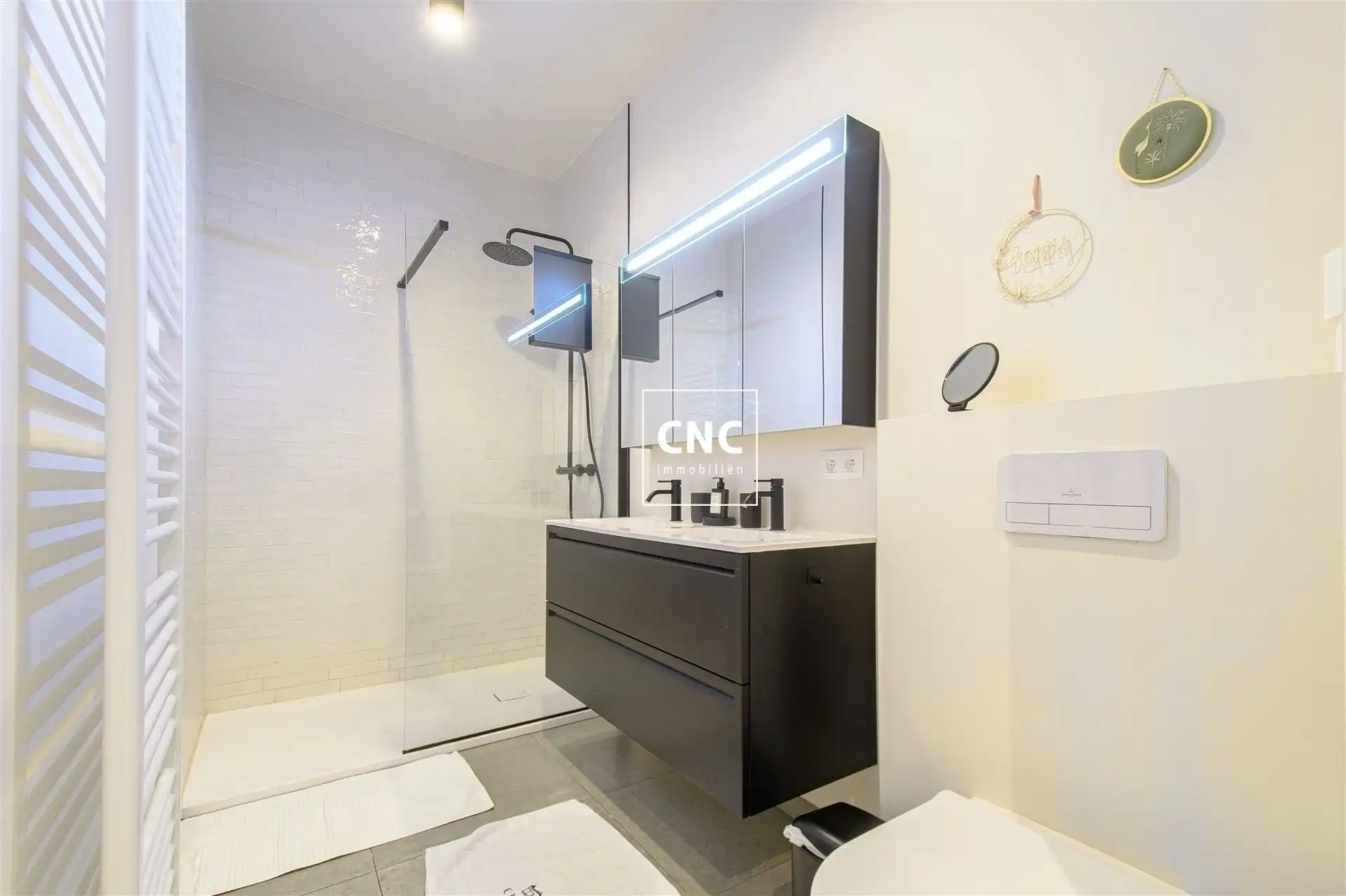 Stijlvol appartement met grote tuin op centrale ligging foto 12