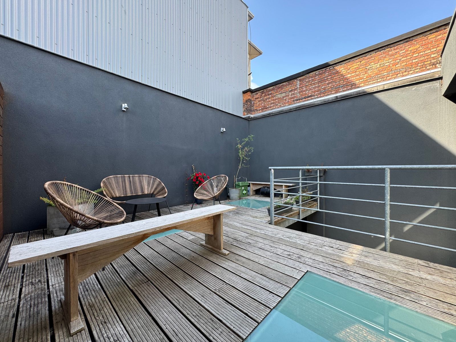 Luxueus afgewerkt duplex loft in het centrum van Aalst! foto 14