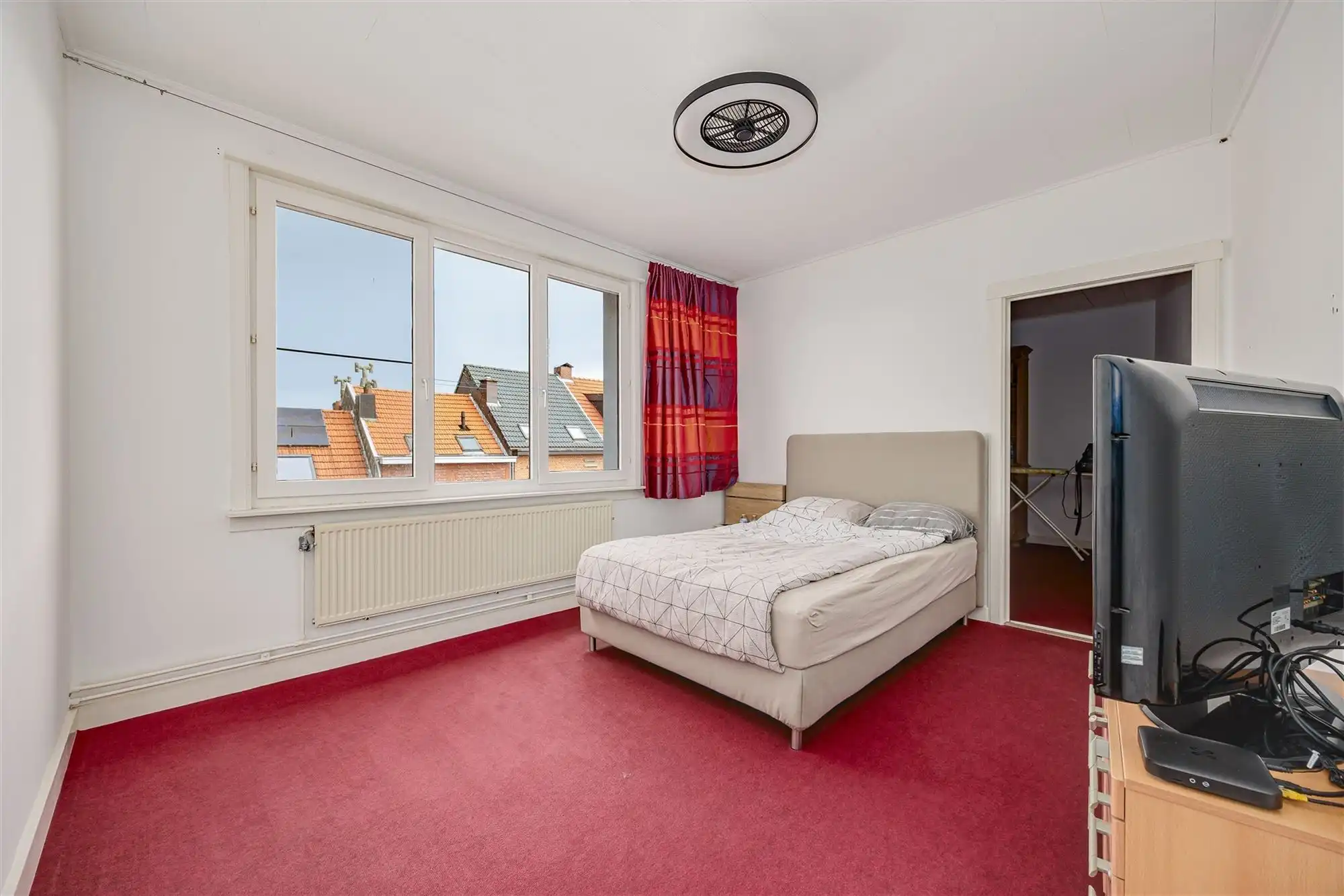 Uniek hoekperceel met handelshuis + garage + appt foto 16