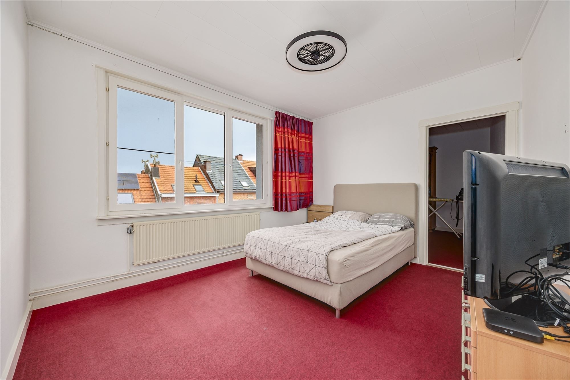 Uniek hoekperceel met handelshuis + garage + appt foto 16