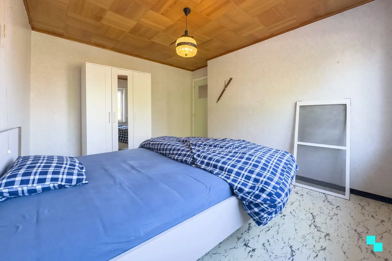 Halfopen woning in doodlopende straat te Sint-Eloois-Winkel foto 21