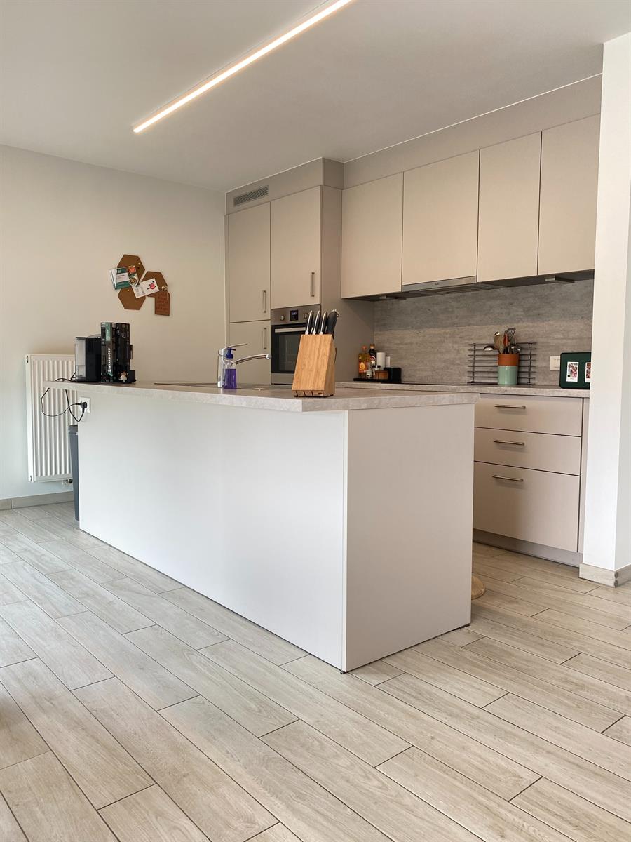 Appartement met zuidwest gericht terras te Aalst! foto 10