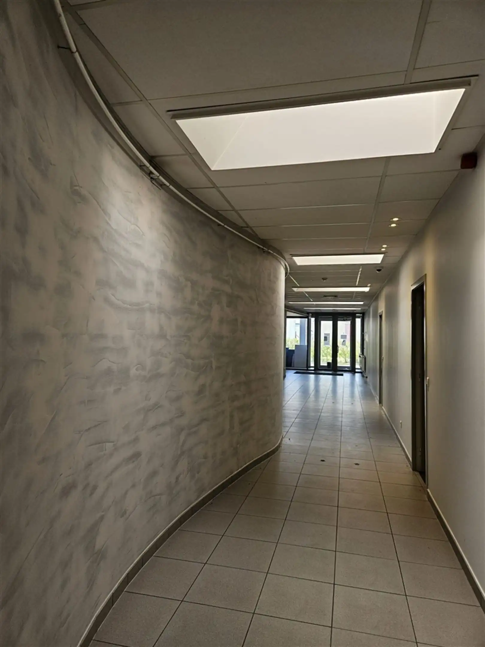 Polyvalente magazijnen/kantoren foto 22