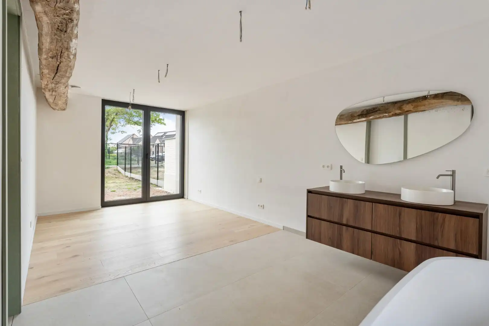 Exclusieve woning in volledig heropgebouwde hoeve op een perceel van 4a60ca!  foto 17