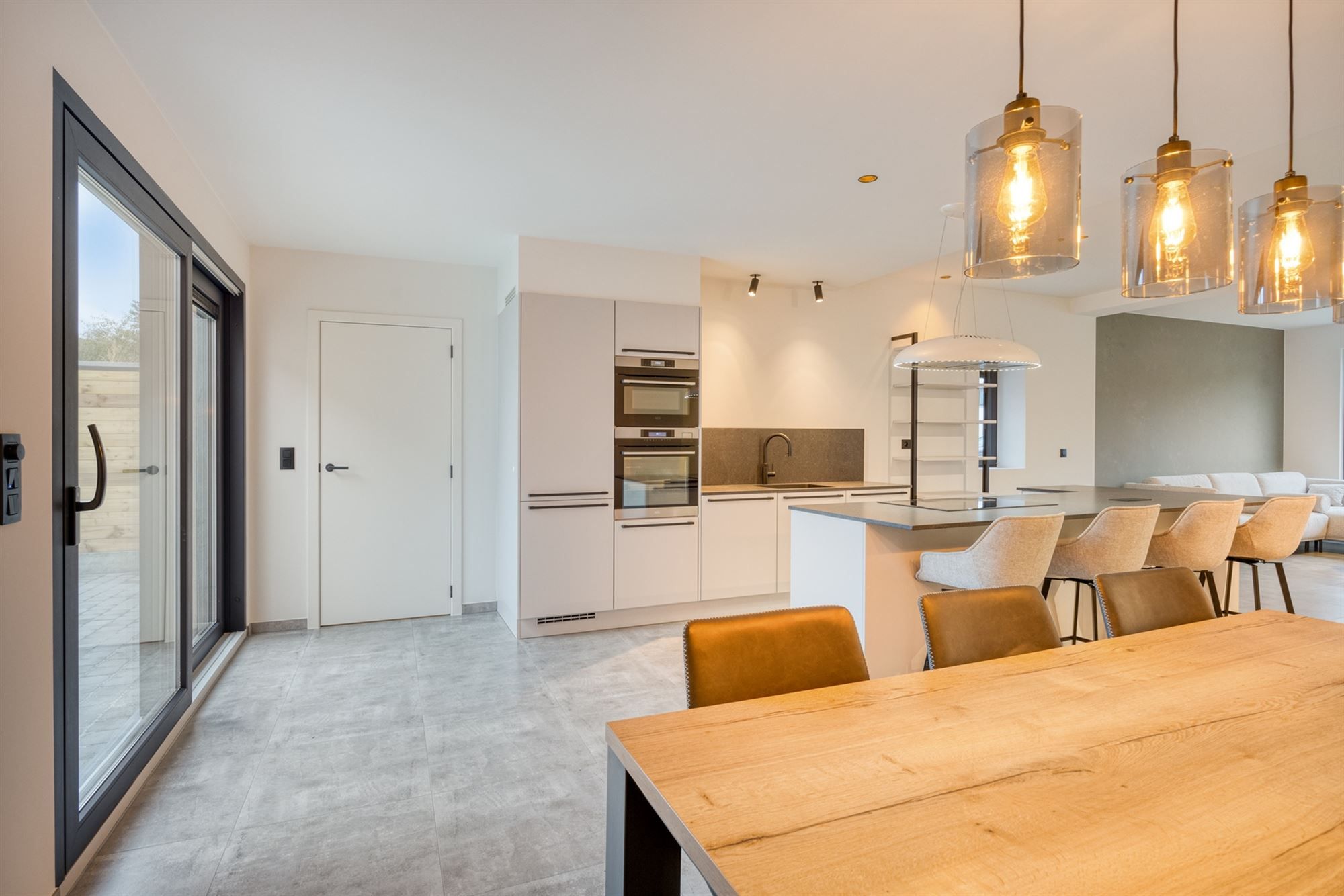 Moderne woning met 3 slaapkamers, 2 badkamers aan de vaart foto 11