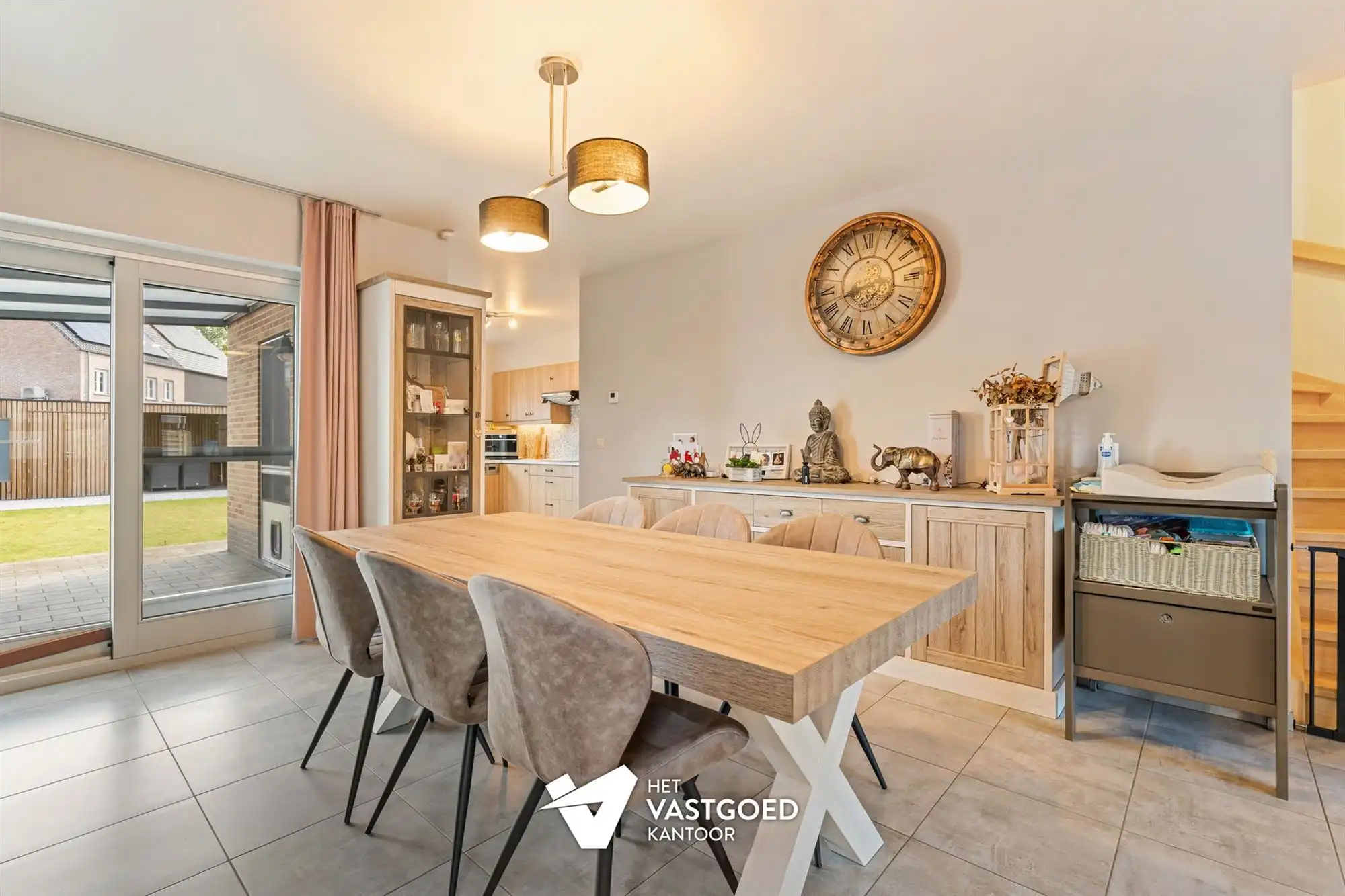 RECENTE, ENERGIEZUINIGE WONING OP IDEALE LIGGING NABIJ CENTRUM foto 3