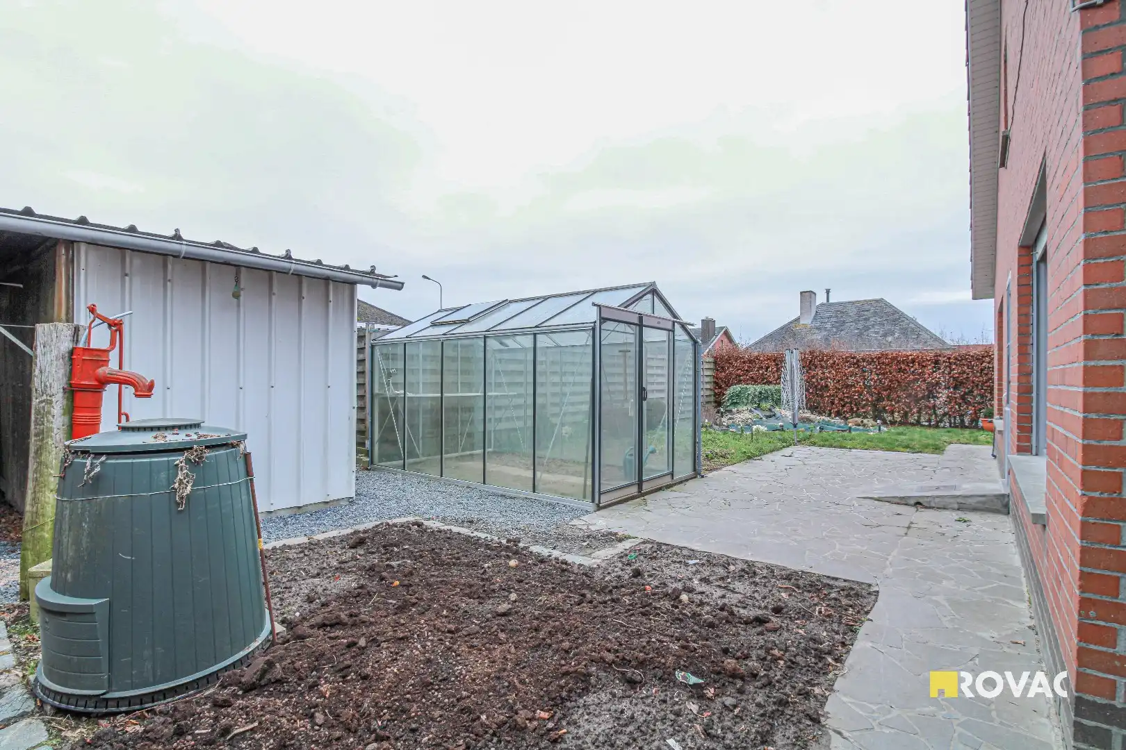 Alleenstaande bungalow op rustige hoekligging nabij provinciedomein ’t Veld te Ardooie! foto 19