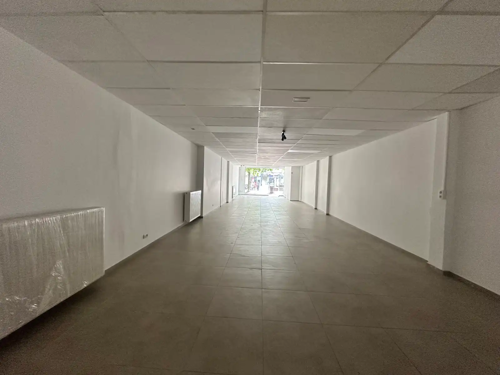 Handelspand te huur in centrum Brasschaat foto 4