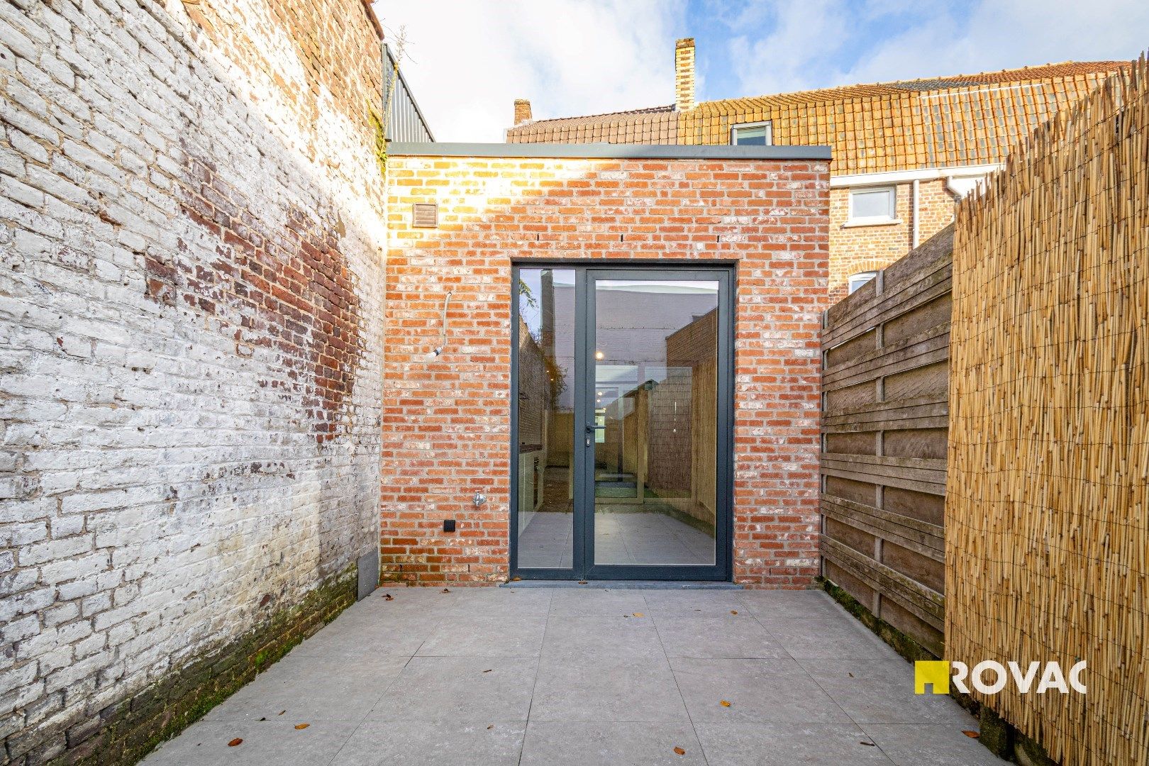 Volledig gerenoveerde woning met 3 slaapkamers en tuin foto 9