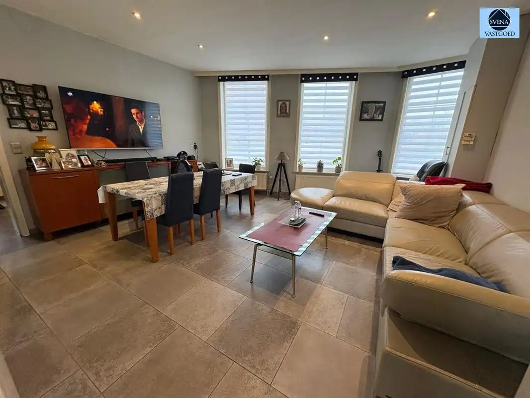 ZEER GOED GELEGEN WONING NABIJ CENTRUM foto 4