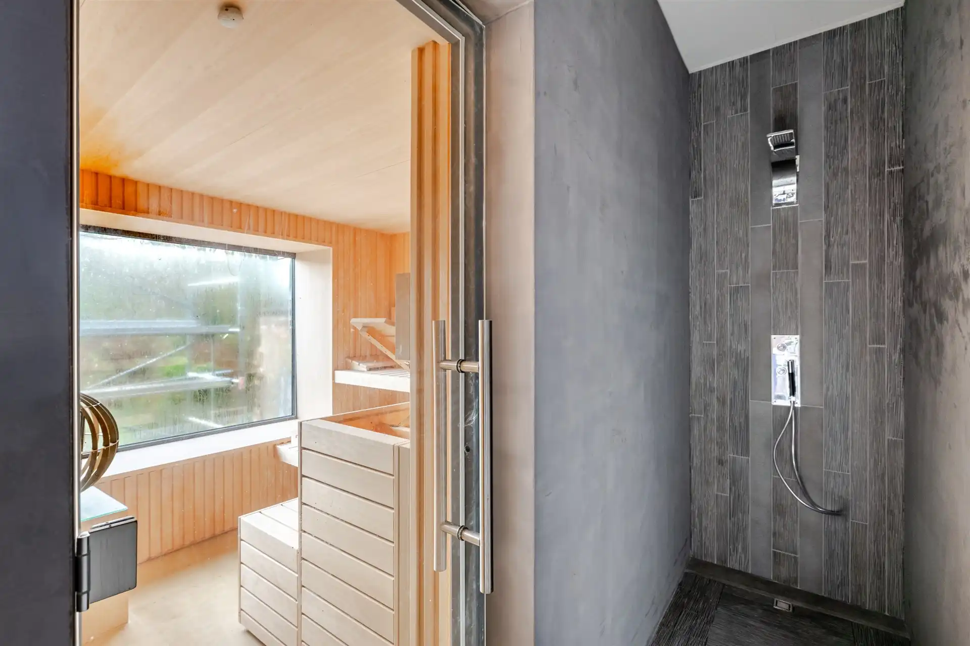 Unieke loft (290m²) met atelier, studio, tuin én magazijn (200m²) foto 13