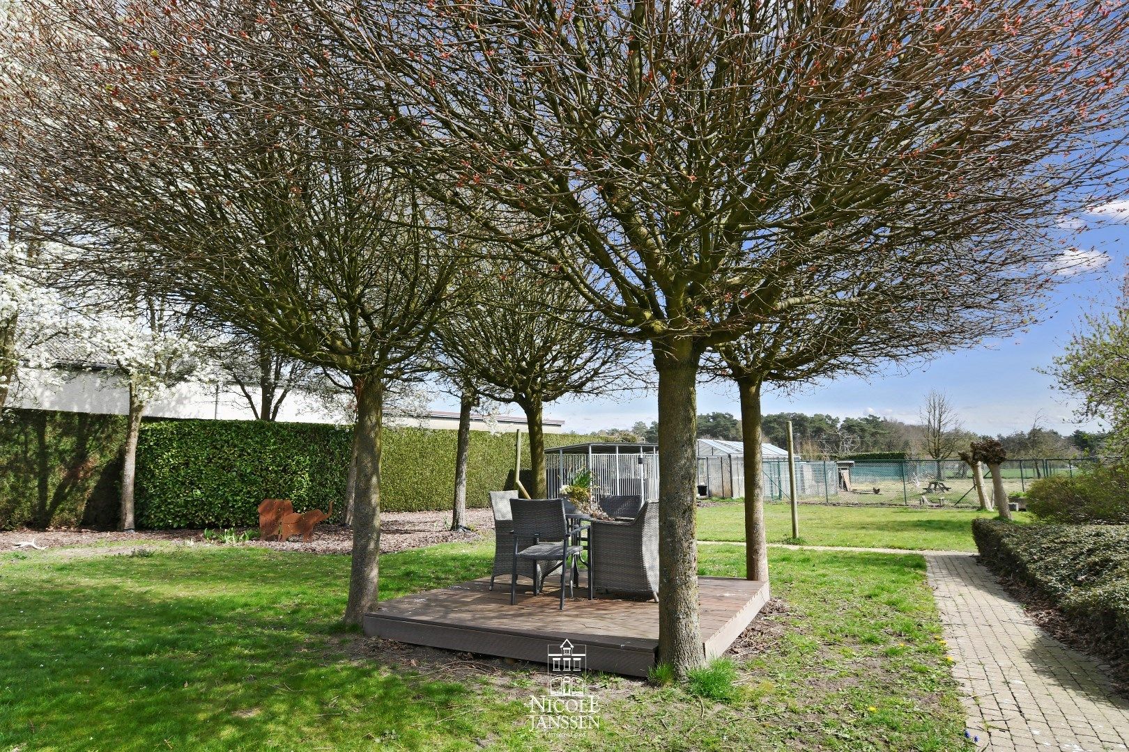 Woonst met studio en handelspand te koop foto 31