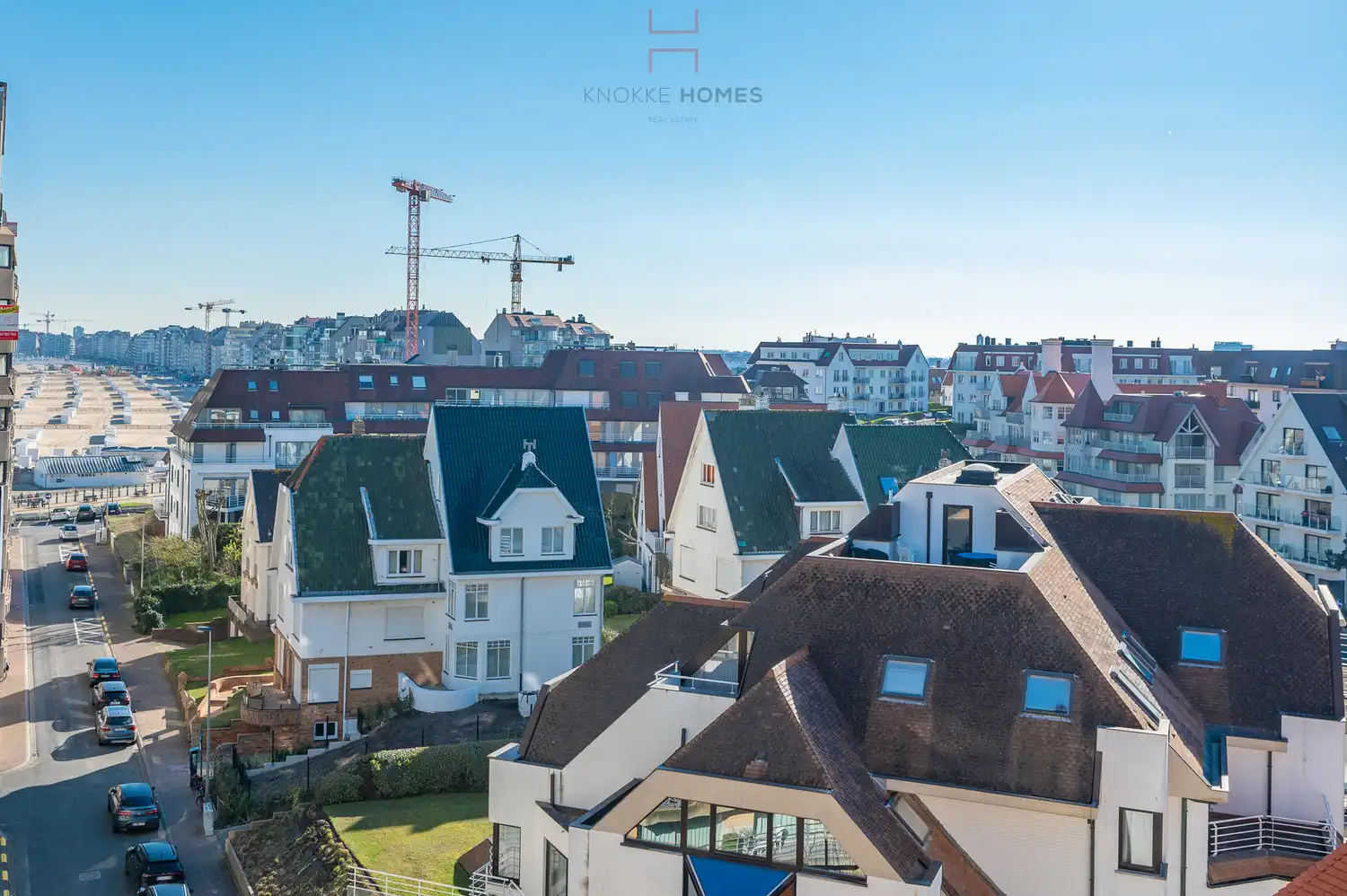 Duplexappartement met groot terras en open zicht over de minigolf en de villa's in Duinbergen foto 6