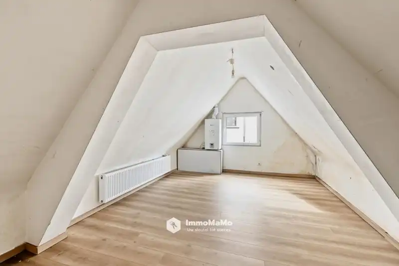 WONING MET 4 SLAAPKAMERS TE KOOP IN ZELZATE foto 24