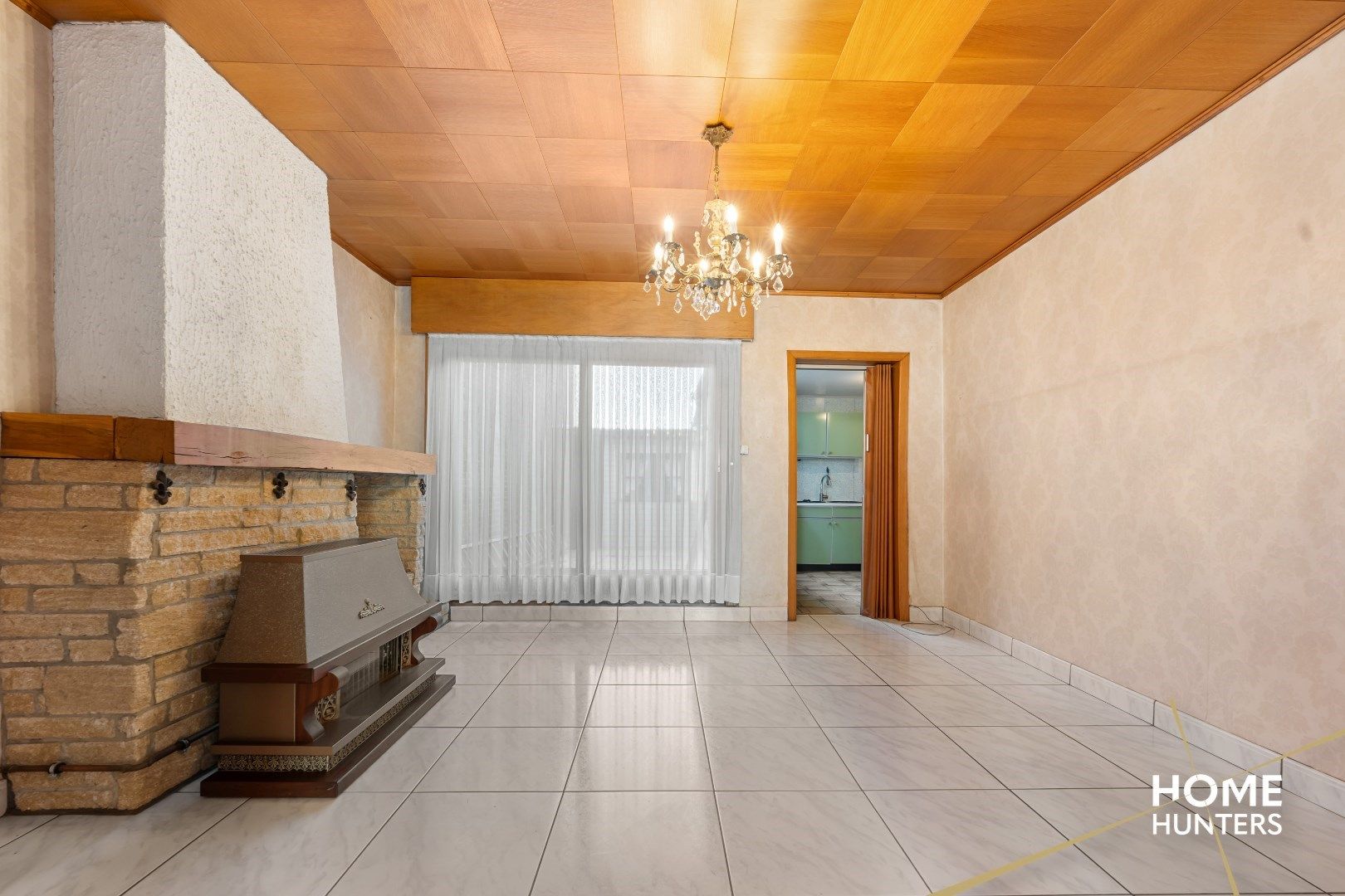 Authentiek herenhuis in Mesen – een renovatieparel met potentieel foto 6