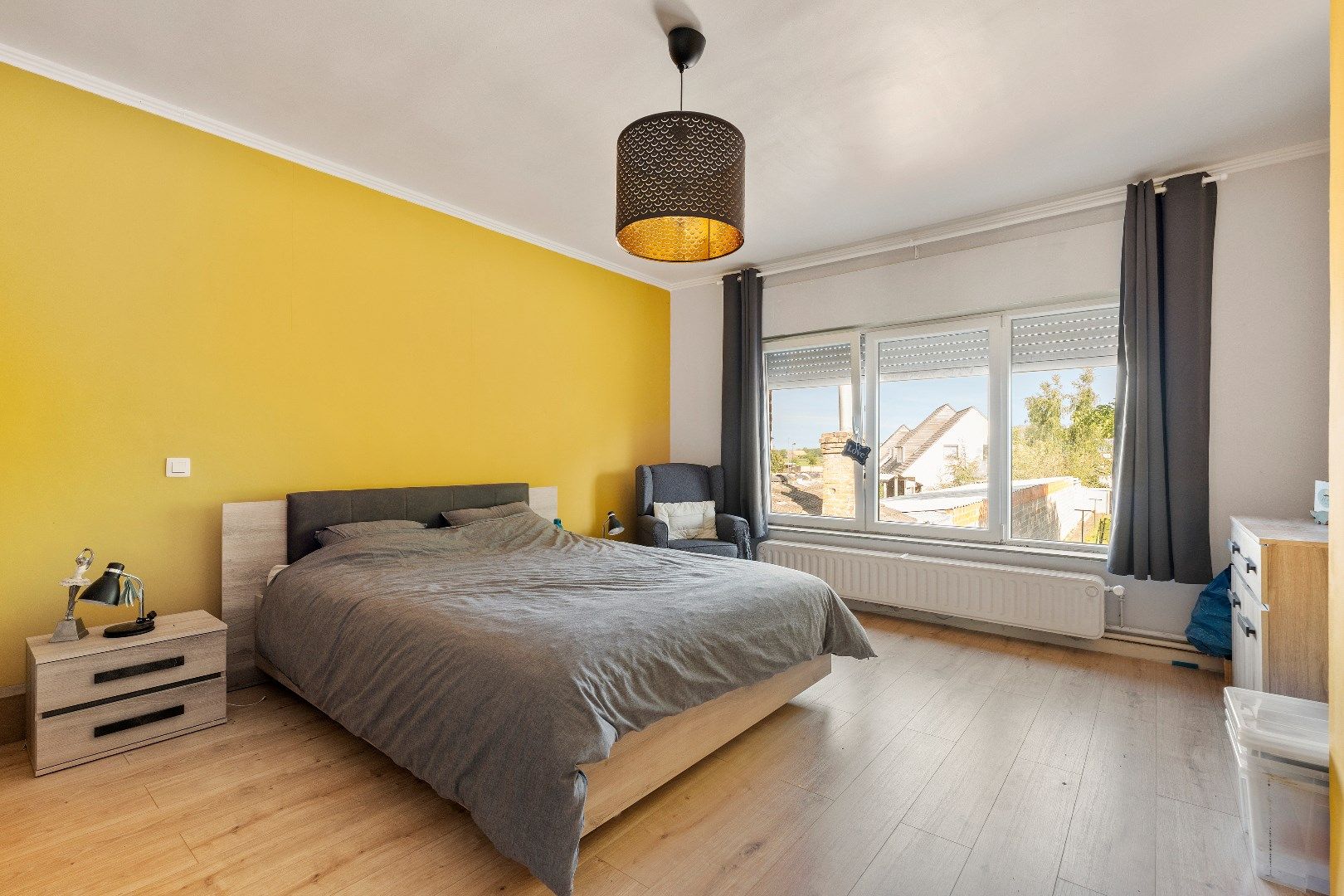 RUIME WONING OP 439M² MET 3 SLPKS, RUSTIGE LIGGING EN GROTE TUIN foto 12
