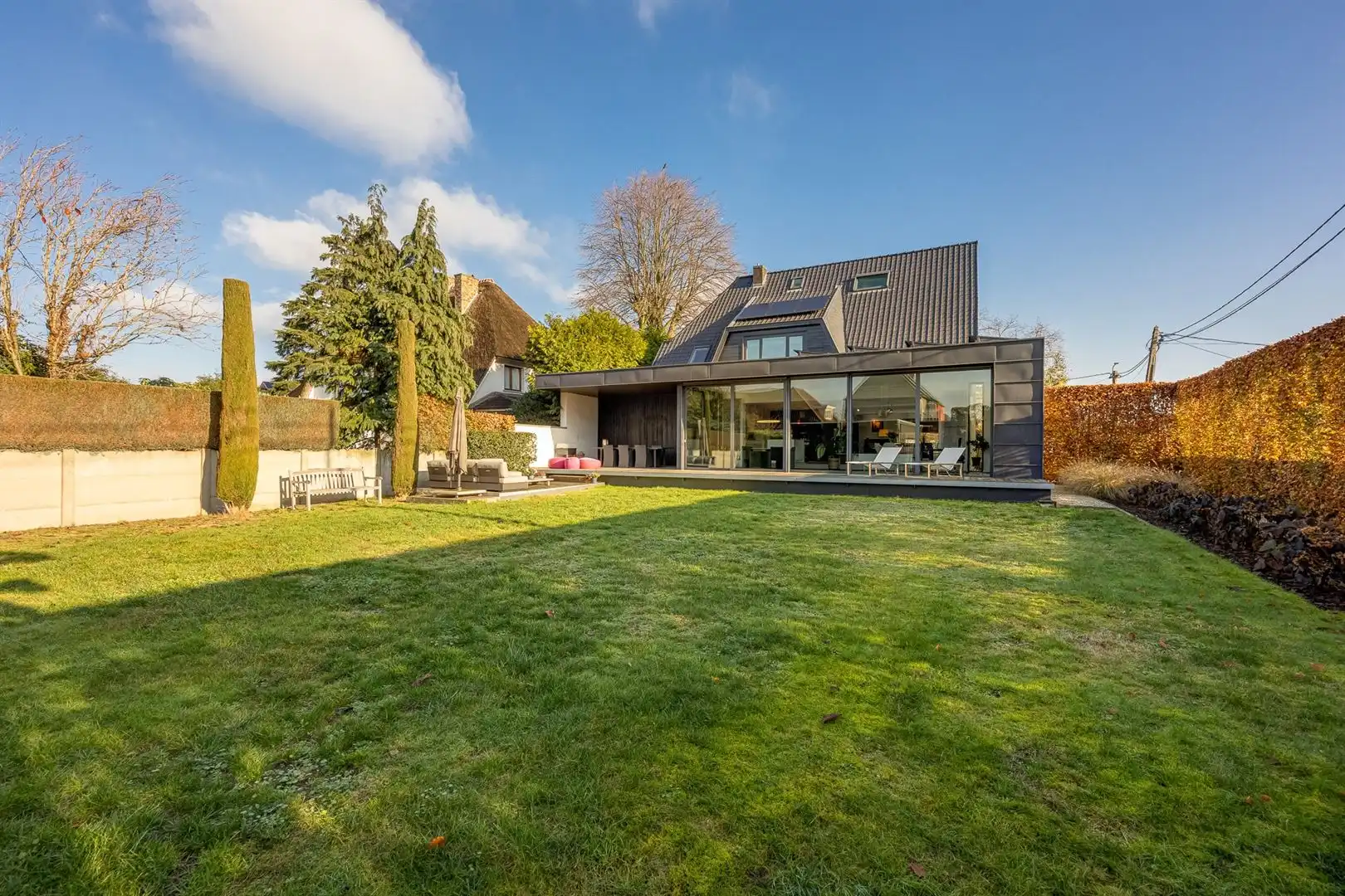 Stijlvolle villa met moderne uitbouw en zuidwest tuin. foto 26