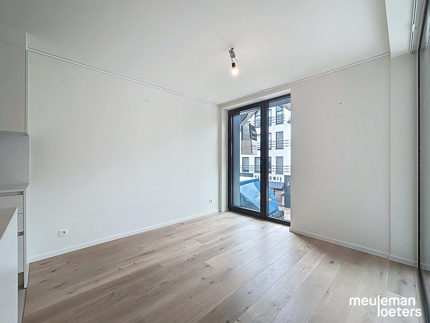 Nieuwbouw appartement met terras en garage foto 5