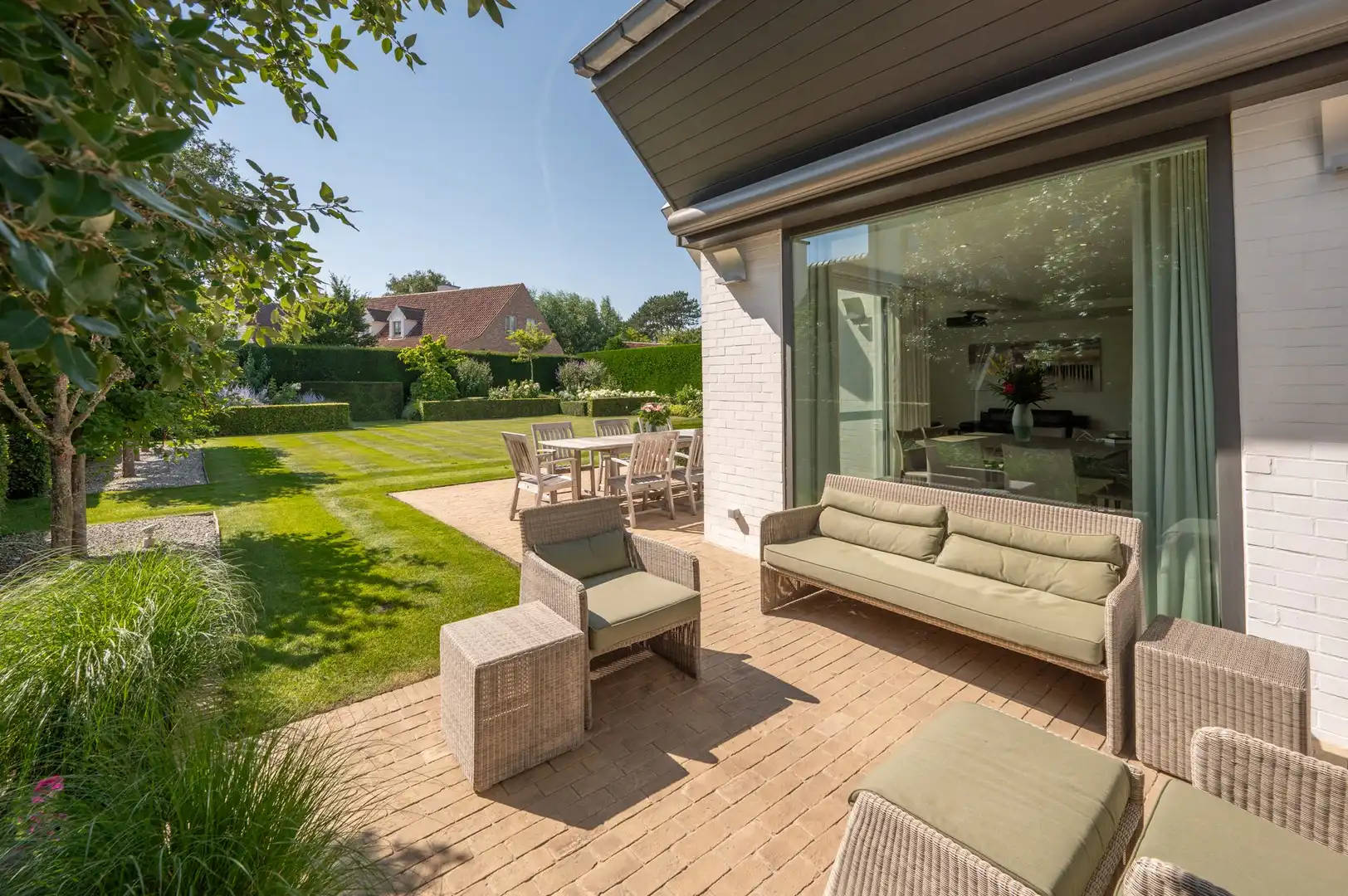 Vrijstaande villa, rustig gelegen in een aangename residentiële omgeving aan de rand van Knokke. foto 18