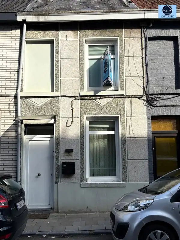 WONING IN HET CENTRUM VAN NINOVE foto {{pictureIndex}}