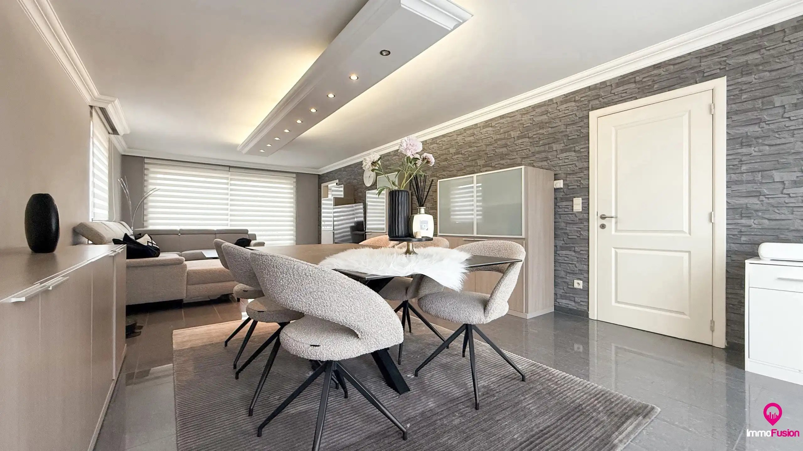 Instapklare woning met 3 slpks, tuin en garage in Lillo! foto 5