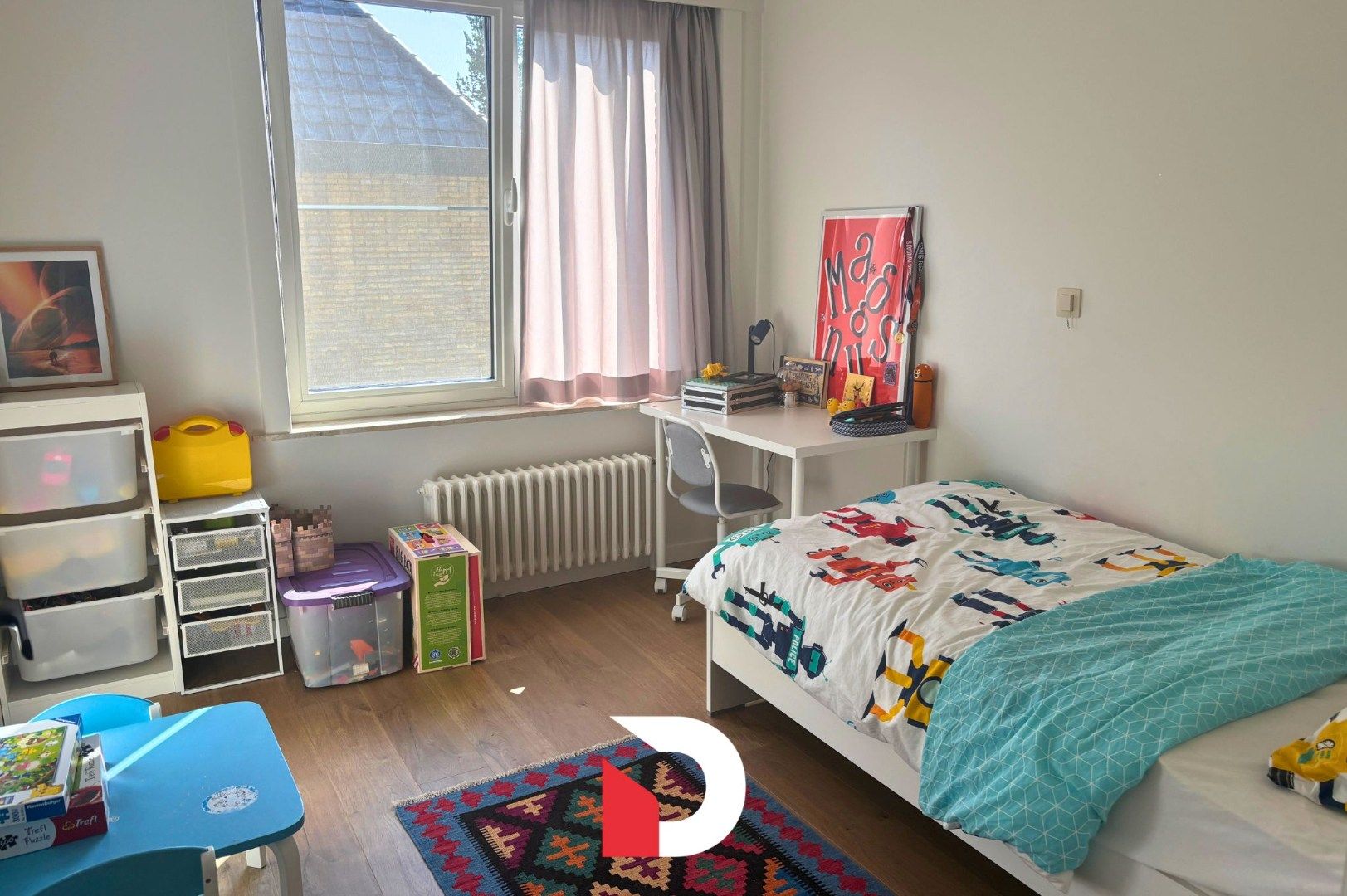 Rustig en lichtrijk appartement met drie slaapkamers en garagebox foto 10