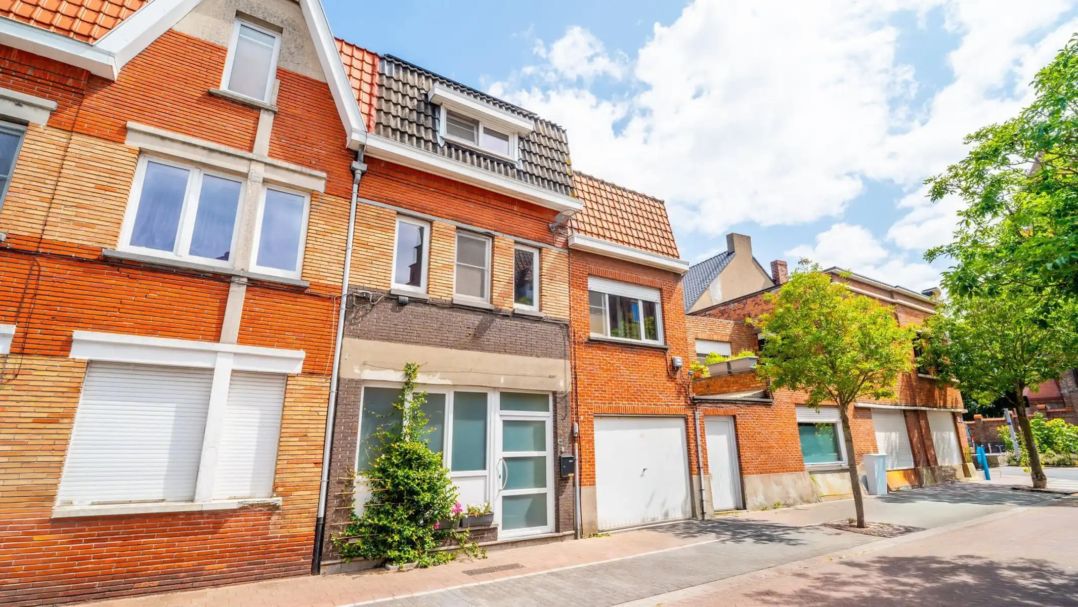 Instapklare gezinswoning met 4 slpks en zonnige tuin foto 30