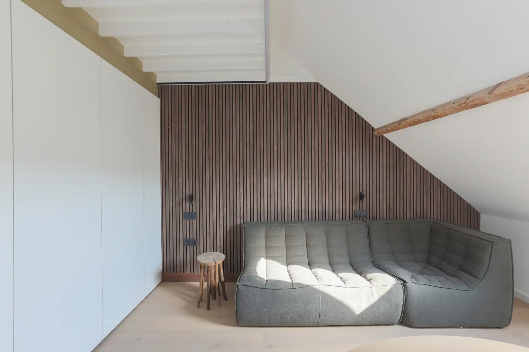 Slim, licht & ALL IN wonen in deze knappe studio op het Zuid foto 3
