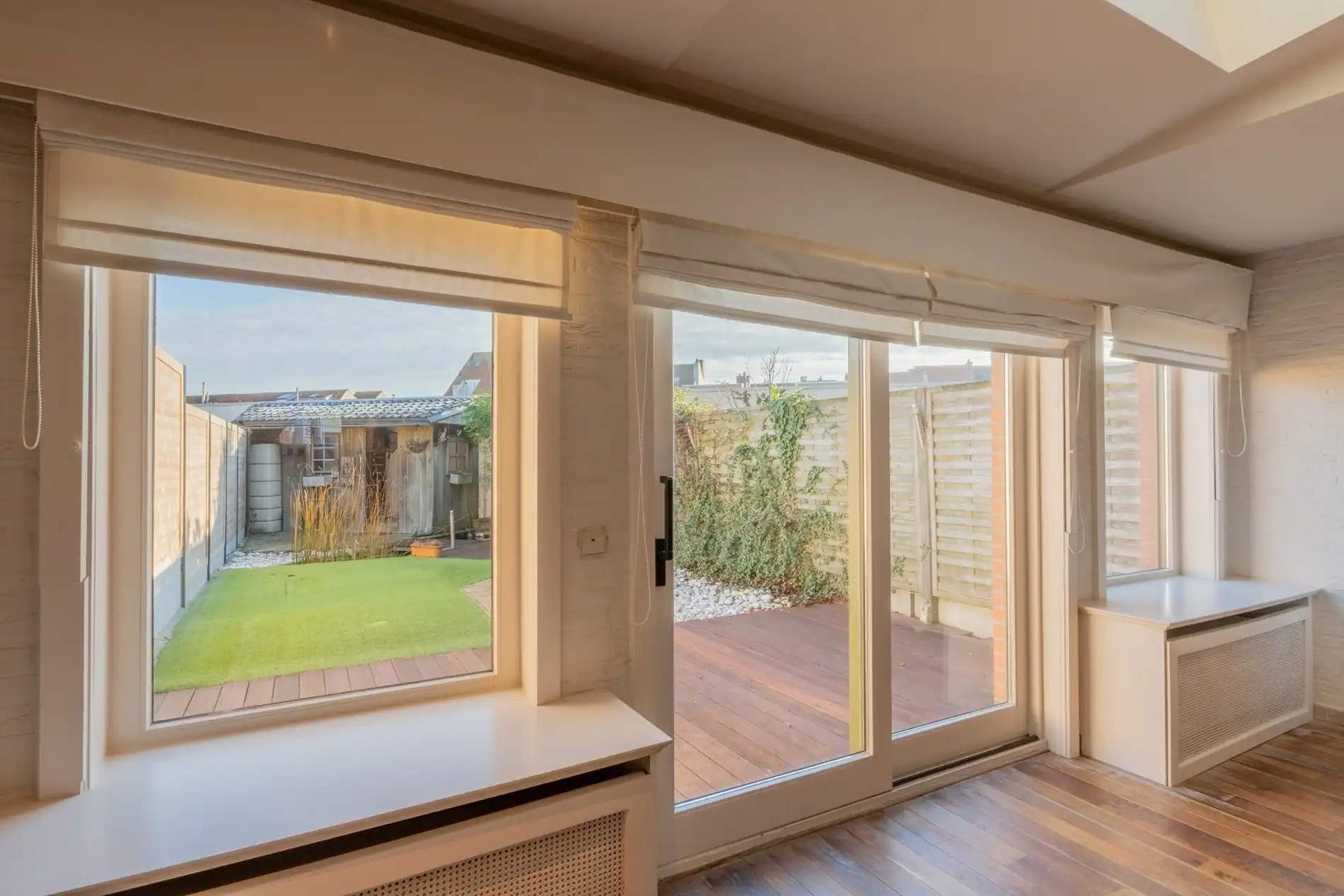 Moderne stadswoning met parking & tuin te Heist foto 7