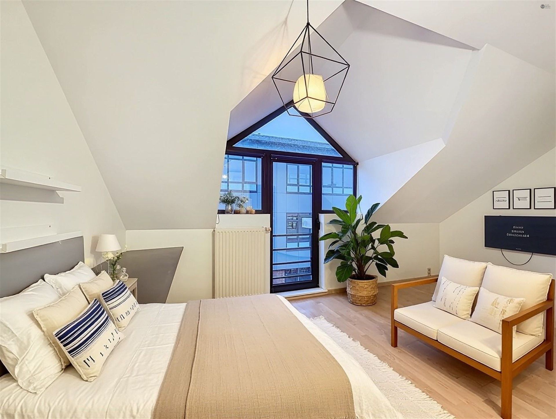 Ruim, energiezuinig 4 slp appartement in hartje Kontich foto 8