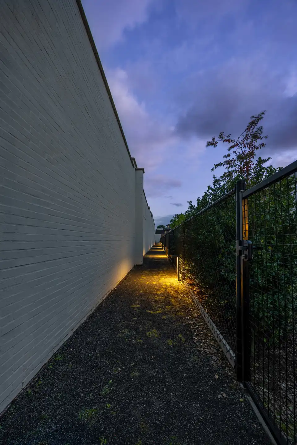 Stijlvol gelijkvloers appartement met tuin foto 20