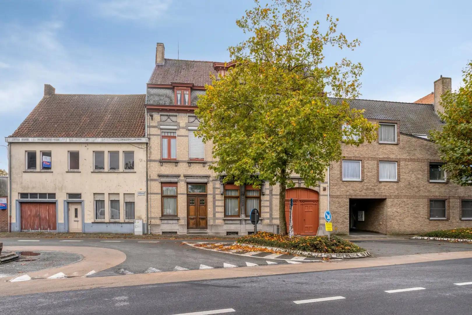 Eclectisch burgerhuis met landelijke verzichten op 2659 m² in centrum Kuurne. foto 21