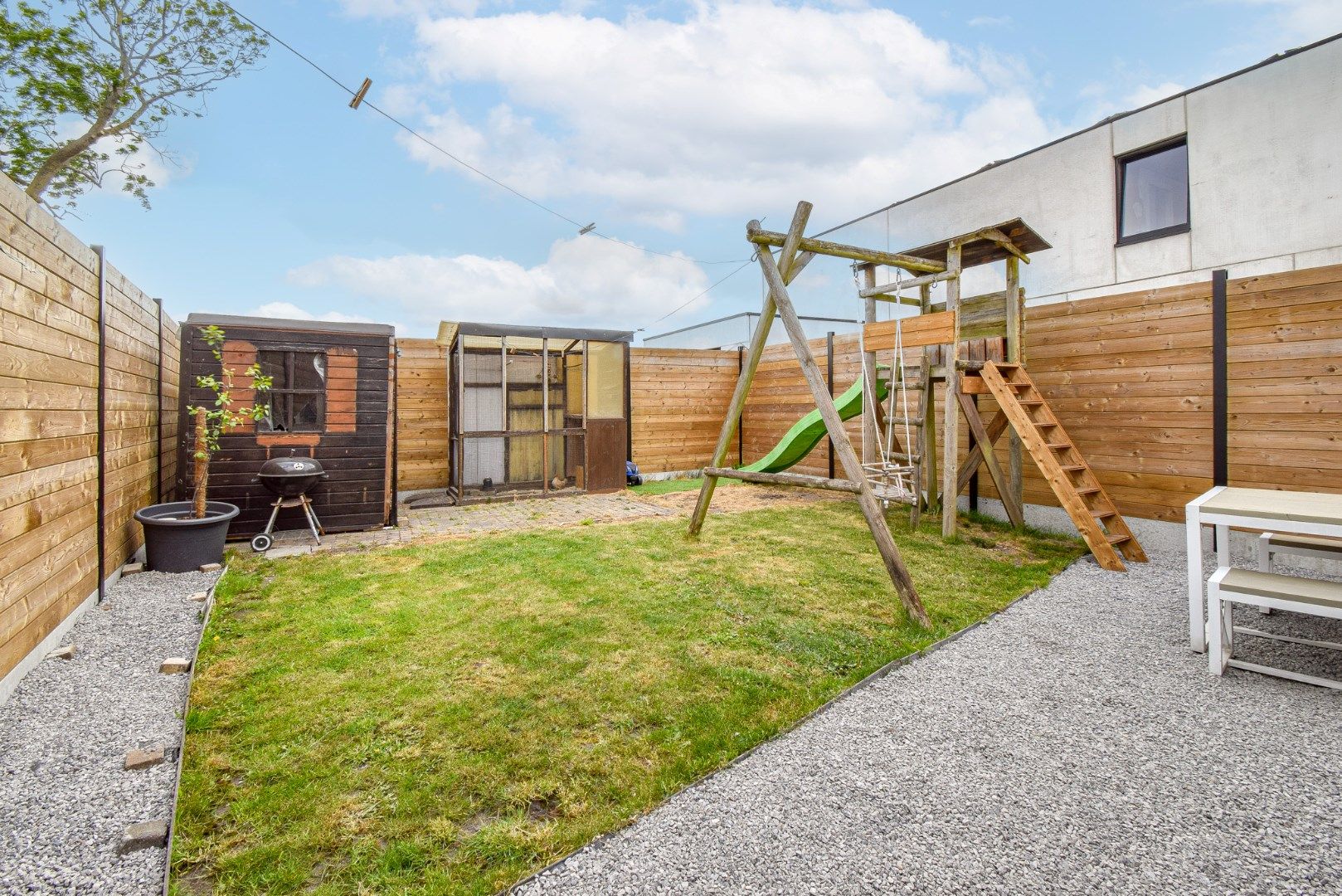 Strakke instapklare woning met rustige locatie foto 13