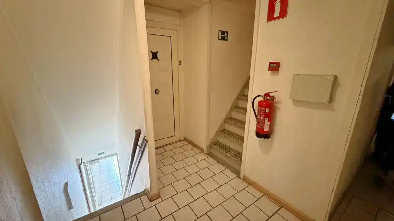 Opbrengsteigendom met 7 appartementen + ruime garage-magazijn 150m² foto 16