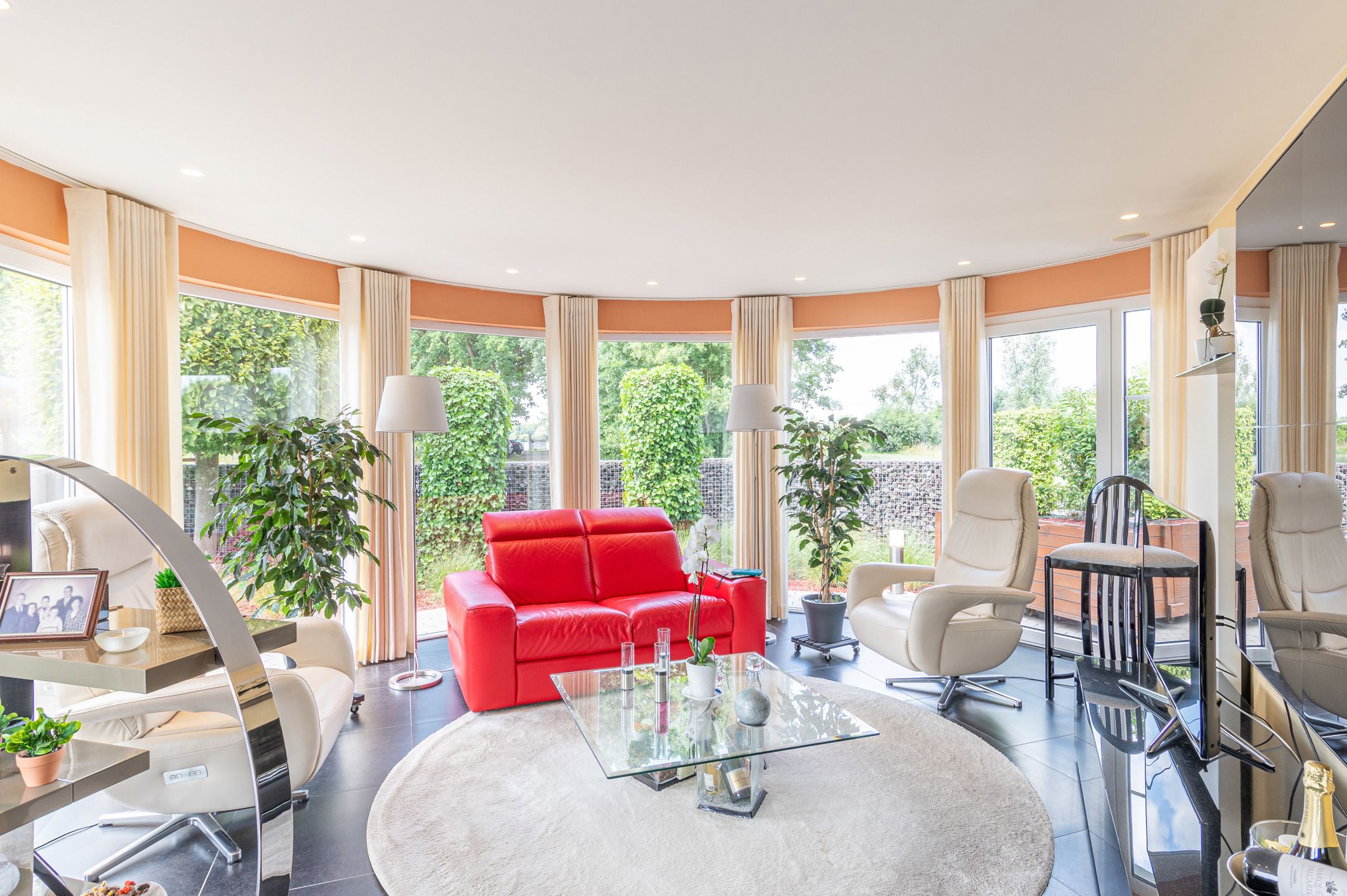 Prachtig gelijkvloers appartement met tuin & dubbele carport foto 10