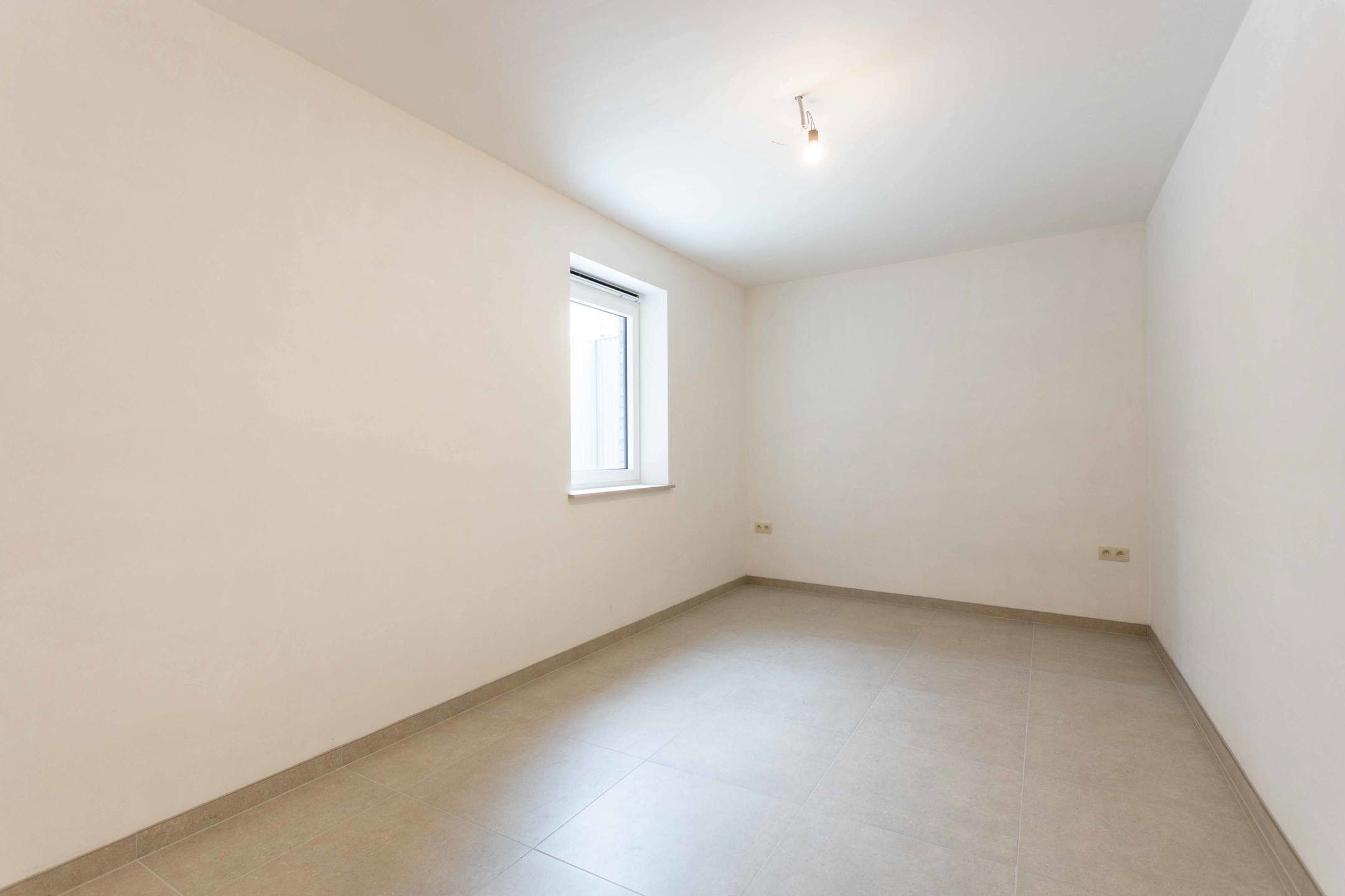 Gelijkvloers appartement met buitenruimte in het centrum! foto 17