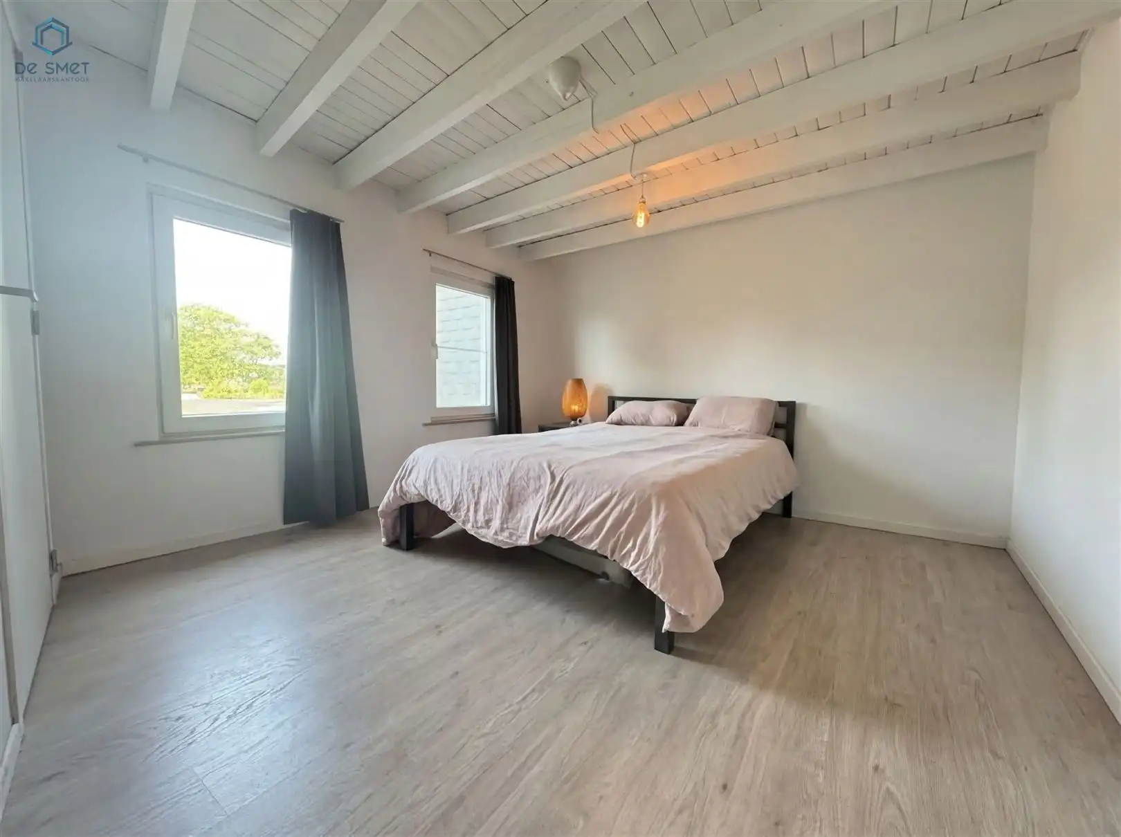 Instapklare gezinswoning met garage, tuin en centrale ligging foto 9