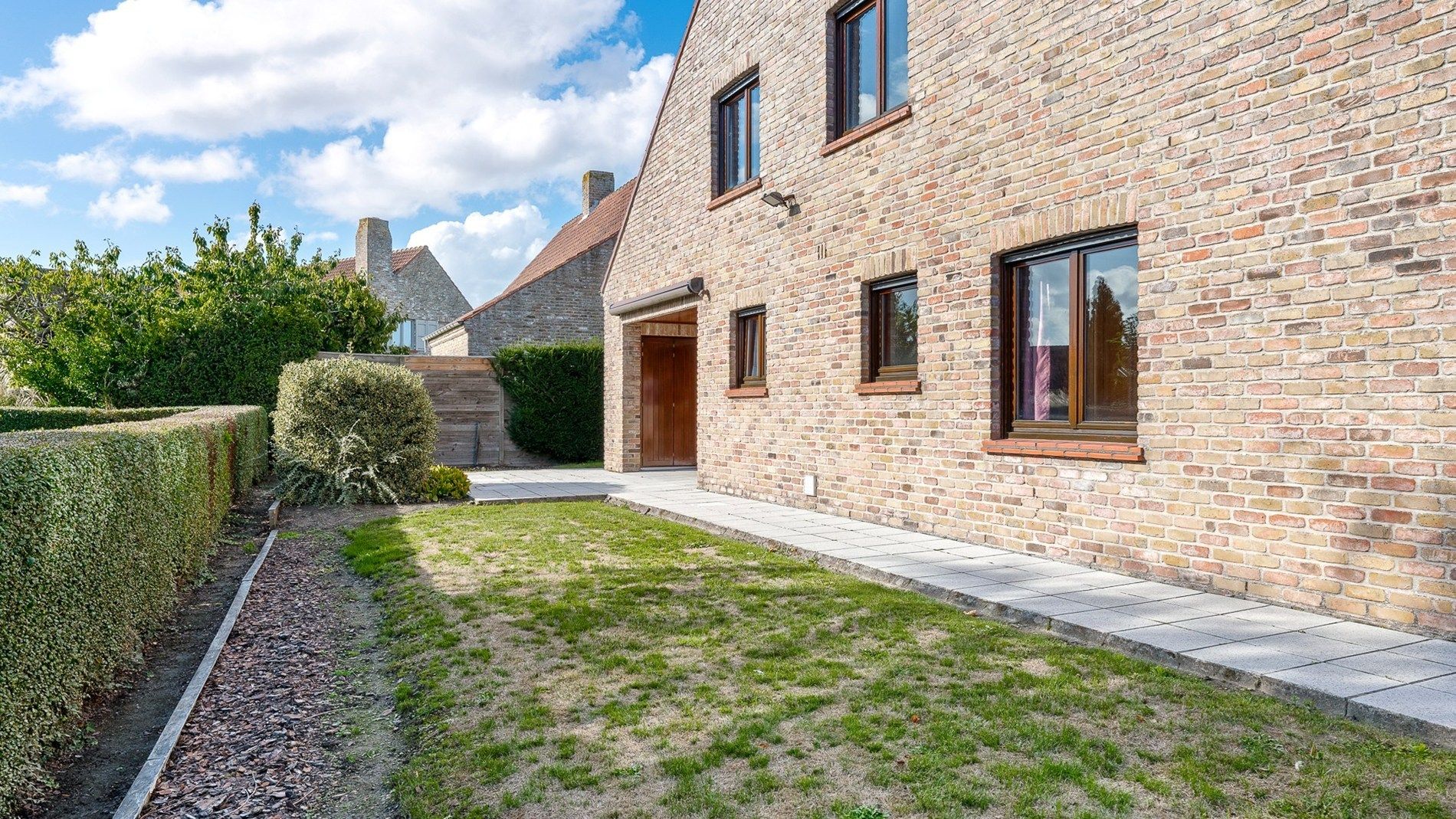 Grote alleenstaande villa te Dudzele foto 28