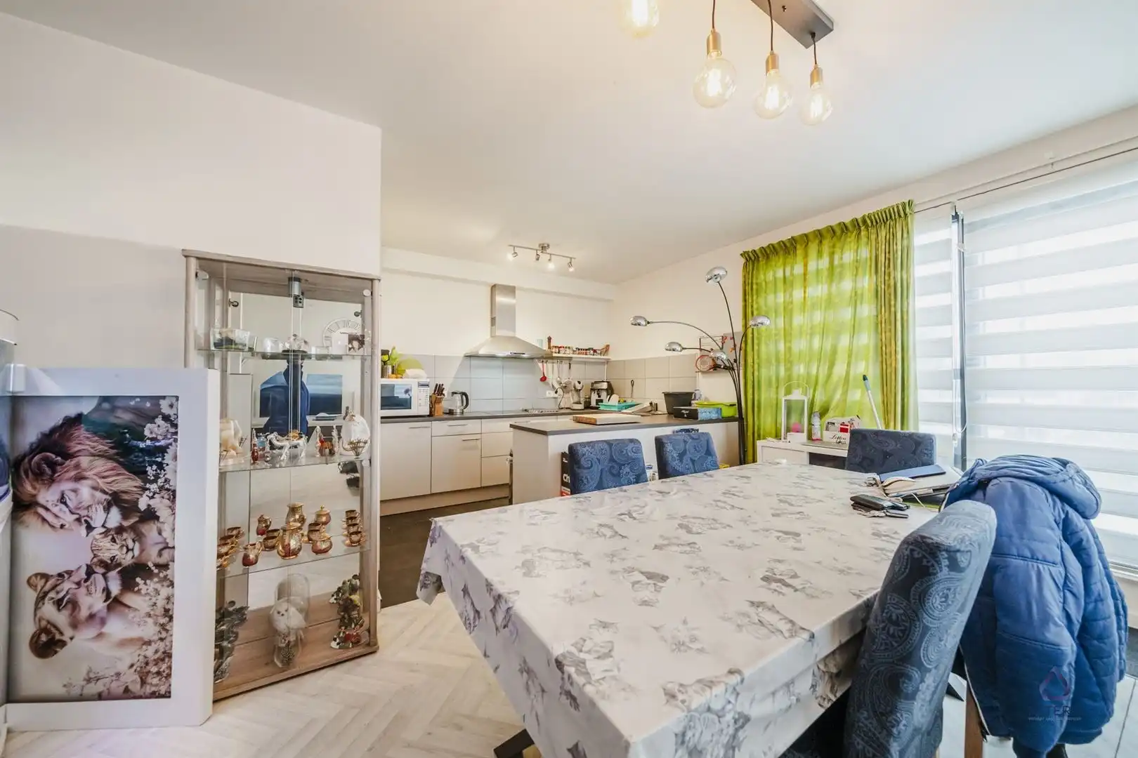 Instapklaar 3-slaapkamer appartement met dakterras foto 5