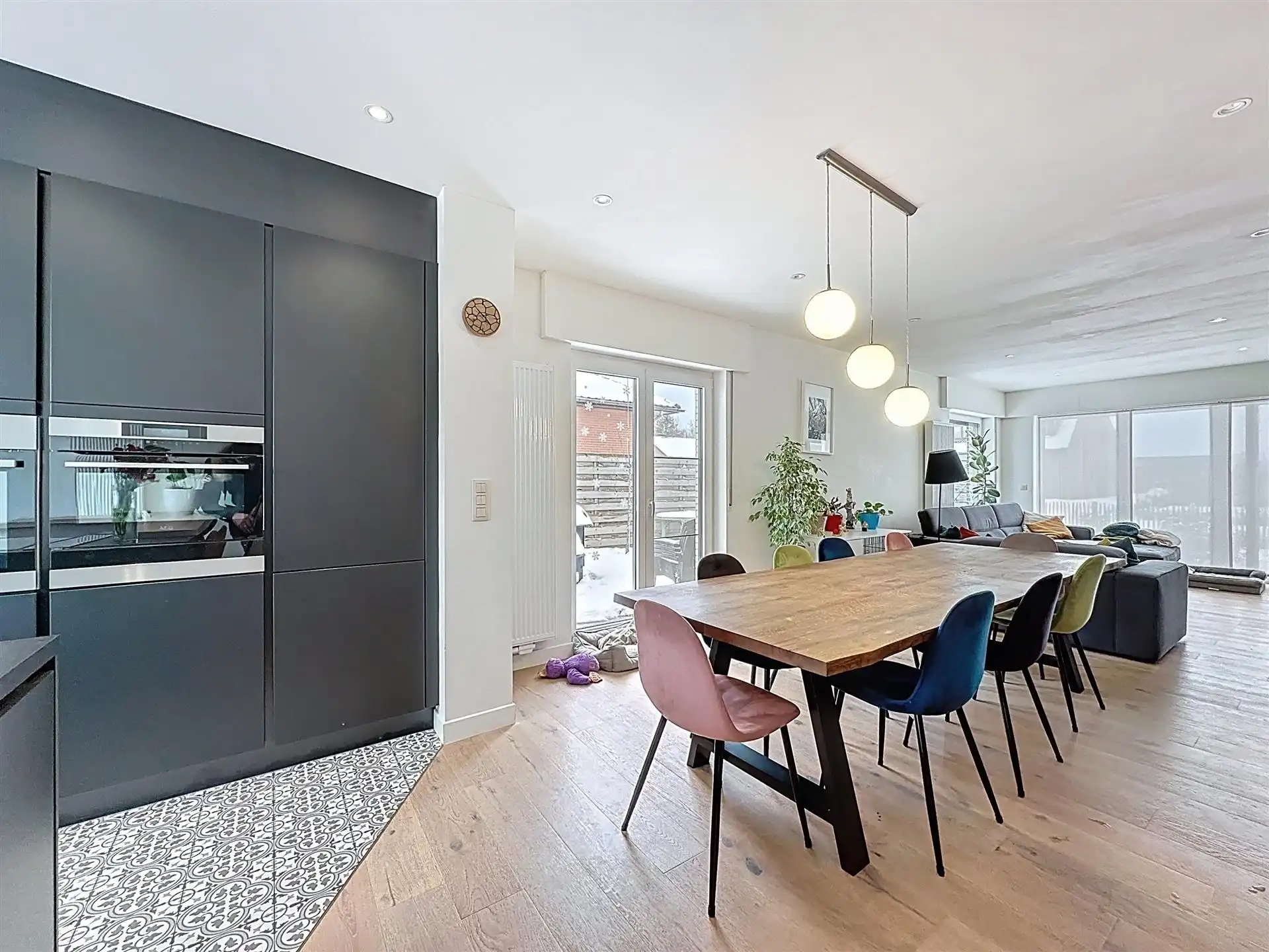 Ruime open bebouwing met 5 slaapkamers op perceel van 751m²  foto 6