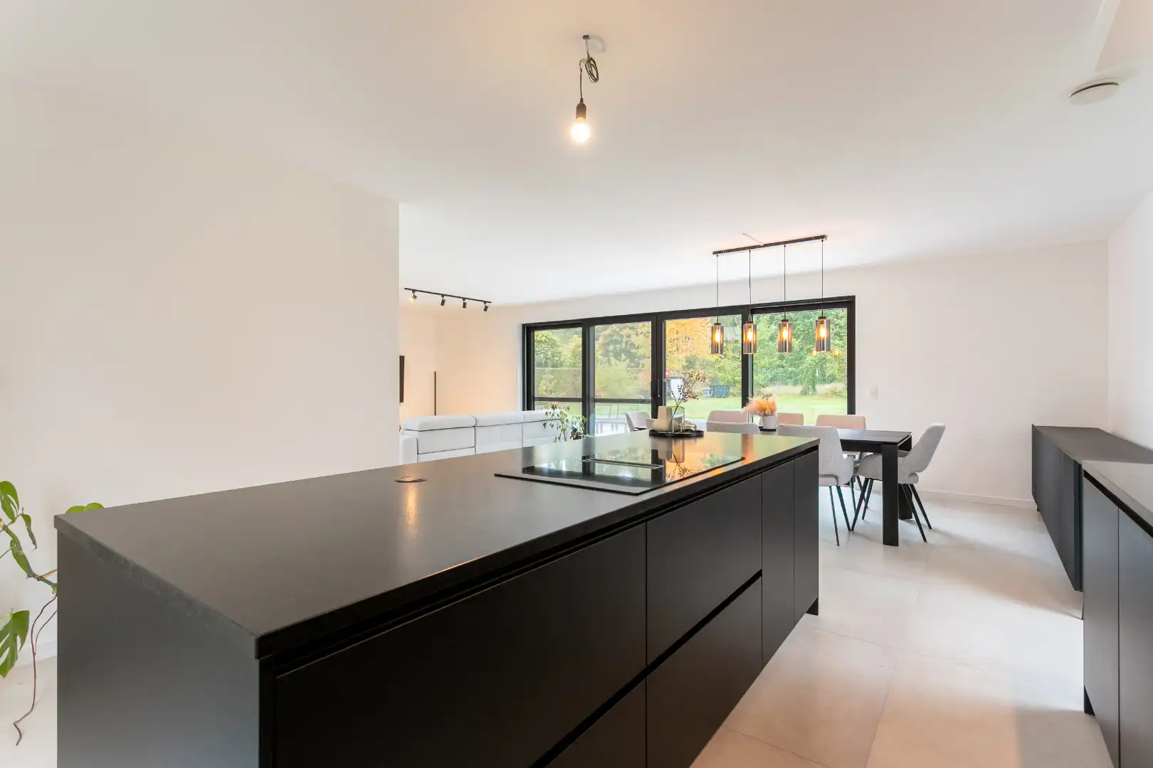 Recente stijlvolle gezinswoning met 3 slpk te Beersel foto 6