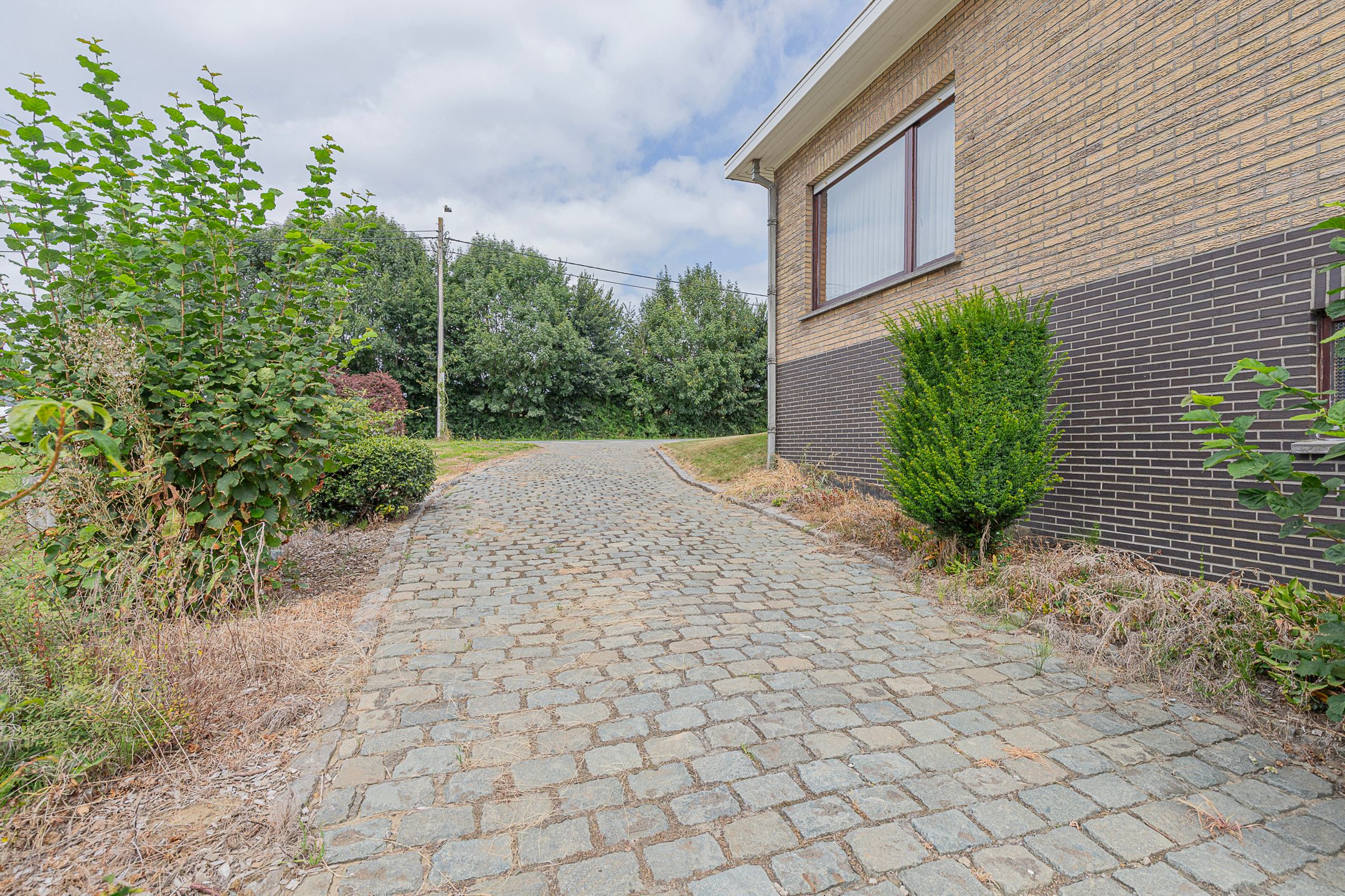 LIERDE - Stevige en verzorgde 4-gevelwoning met open zicht  foto 25