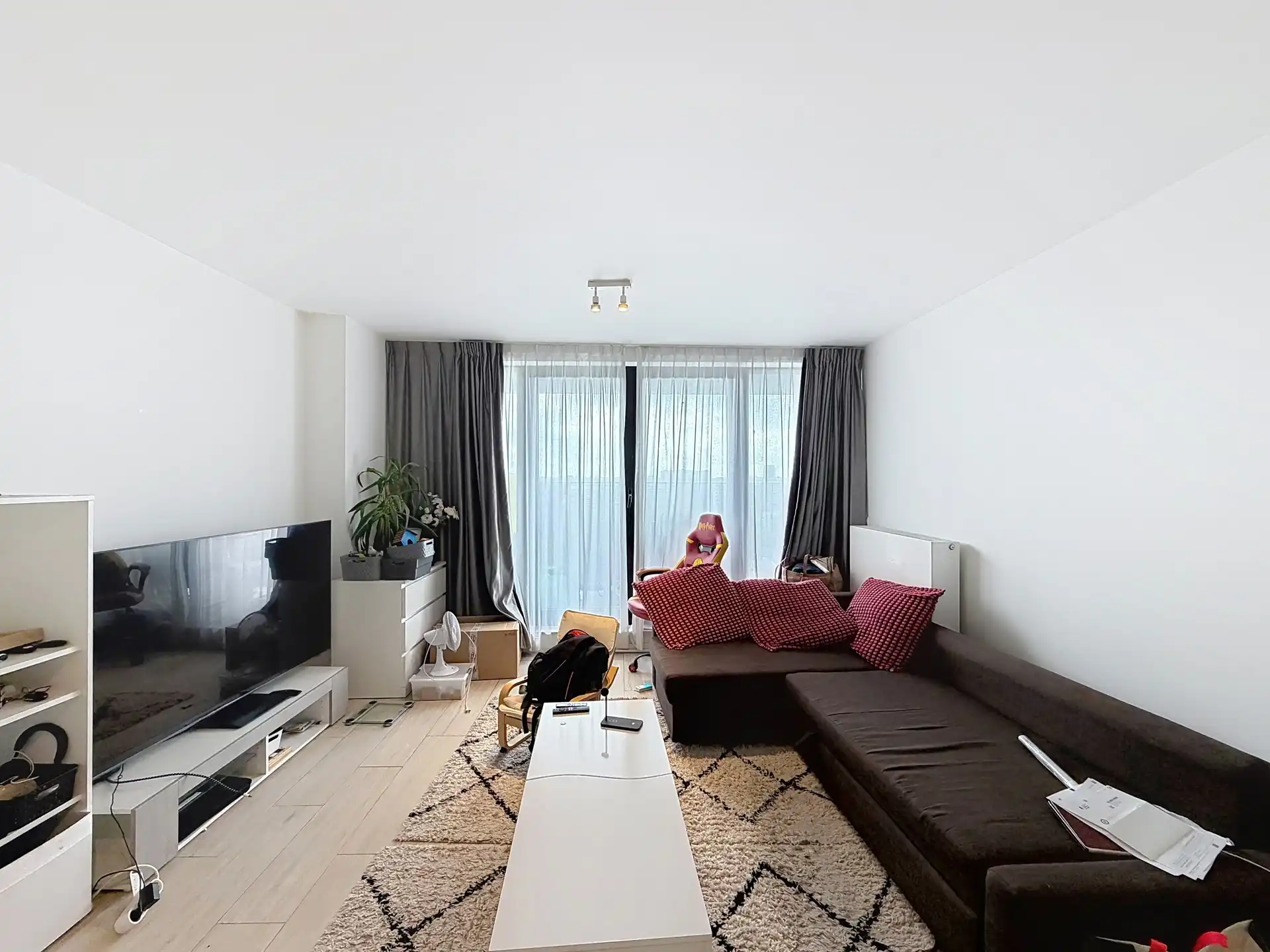 Appartement met 1 slaapkamer + parkeerplaats foto 2